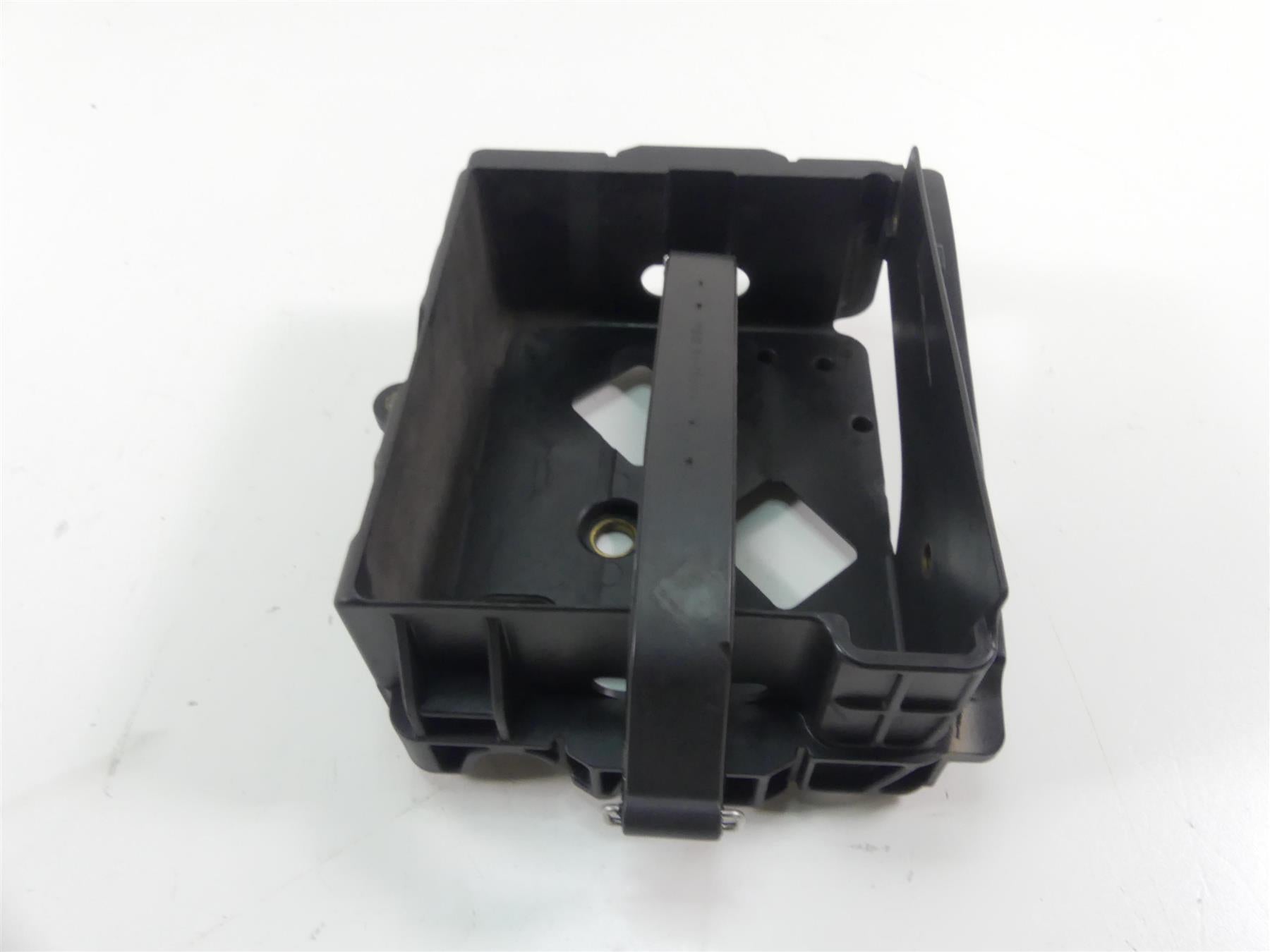 2014 Harley FXDF Dyna Fat Bob Right Side Battery Tray Holder Stay 70379-06B {{ shop.shopifyCountryName }} - Mototech271