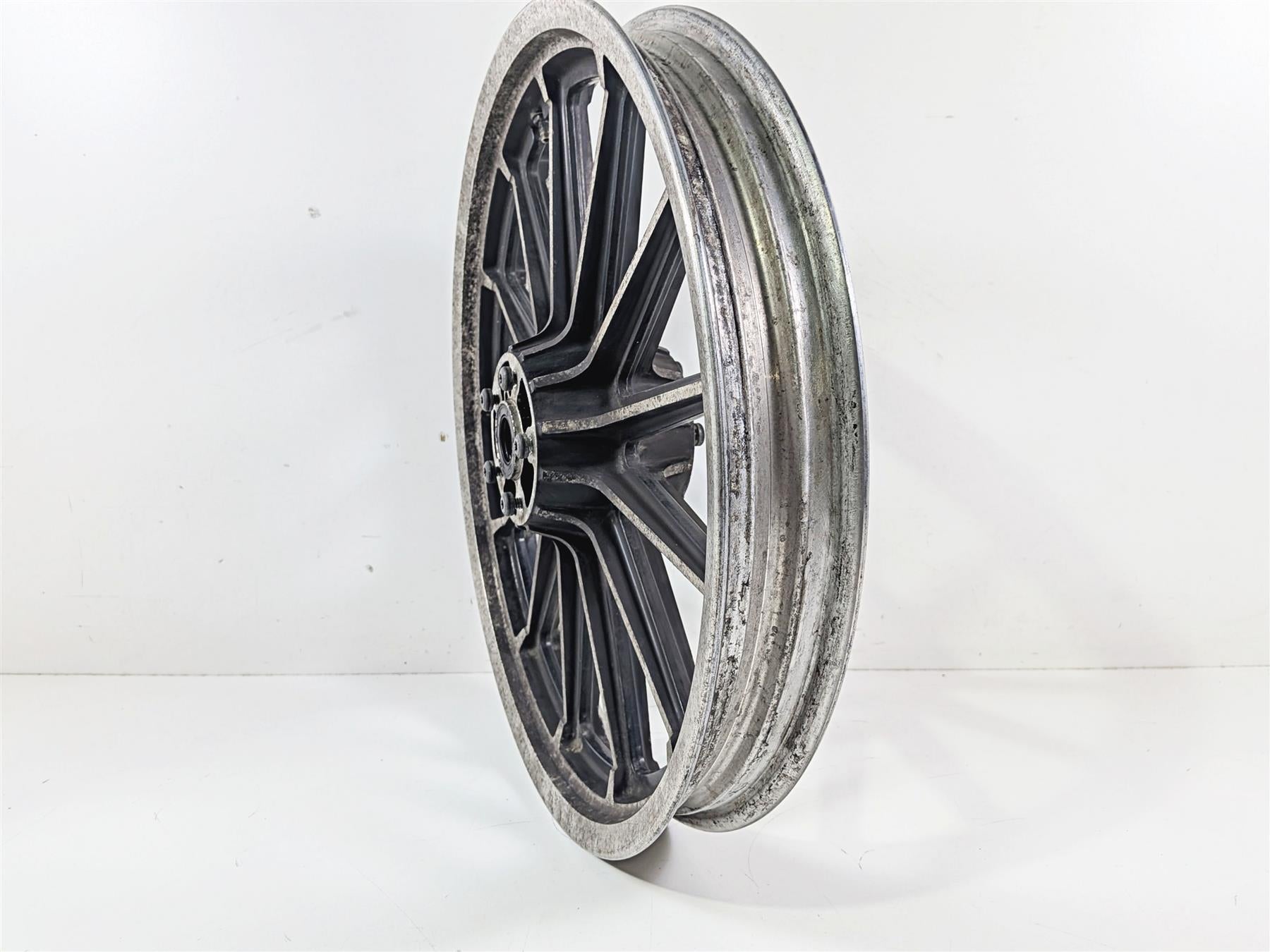 1998 Harley Dyna FXDL Low Rider 19x2.15 Front Wheel 13 Spoke Cast