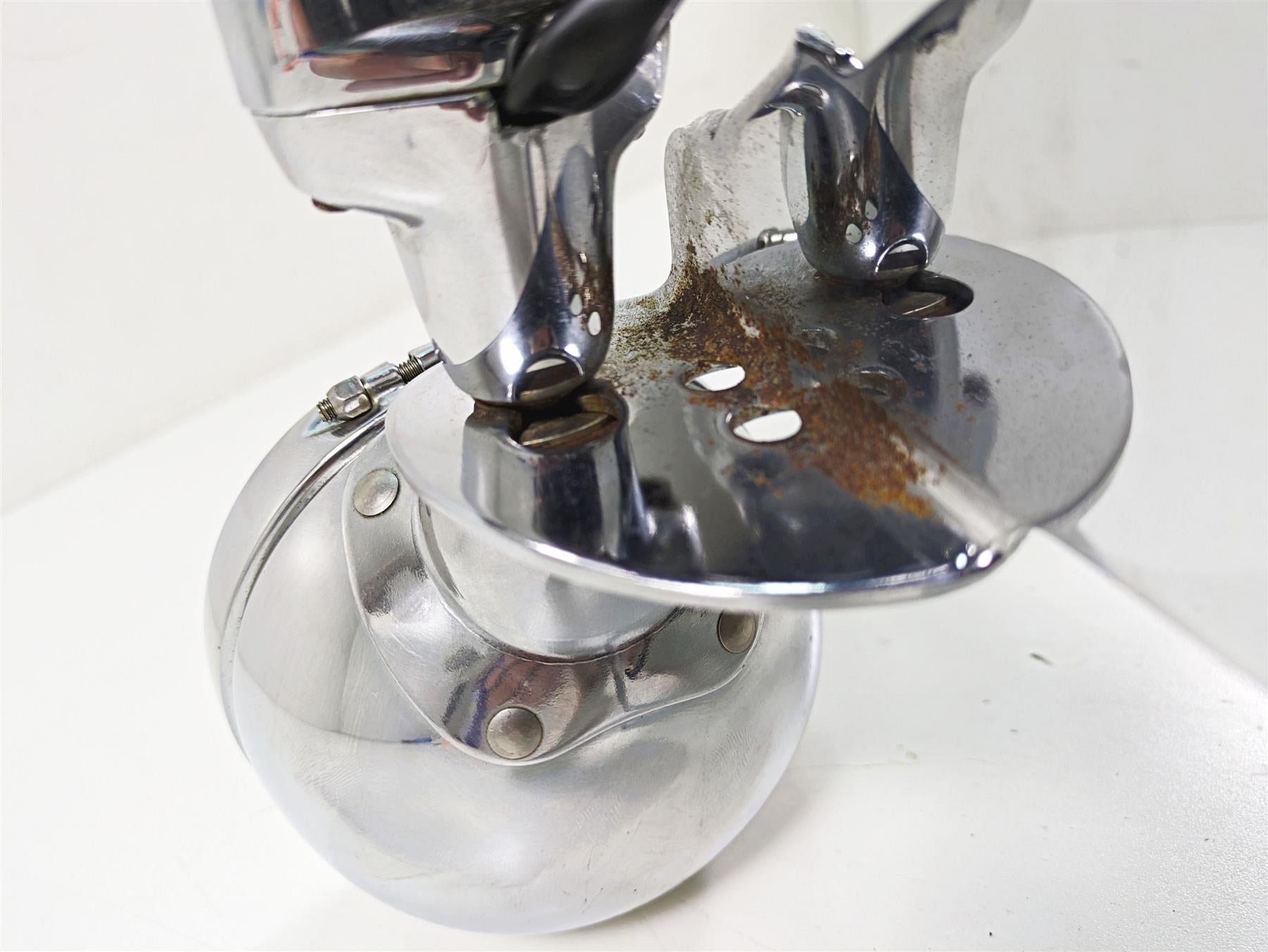 2005 Harley Touring FLHTCUI Electra Glide Spot Light Blinker Set -Read 68712-94A {{ shop.shopifyCountryName }} - Mototech271
