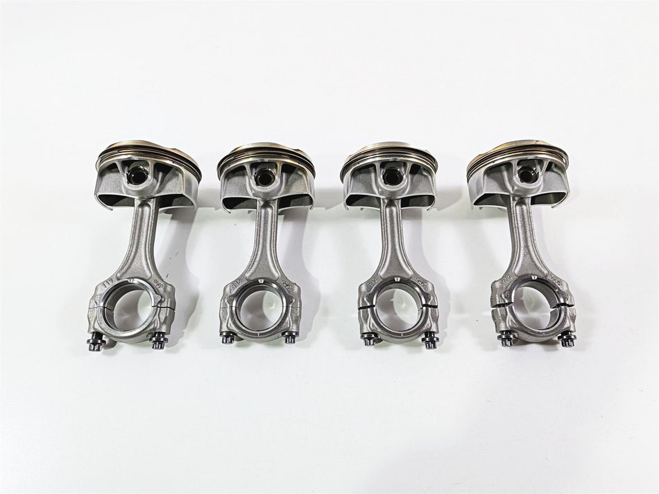 2017 BMW S1000RR K46 All 4 Piston & Connecting Rod Set 11258536333 {{ shop.shopifyCountryName }} - Mototech271