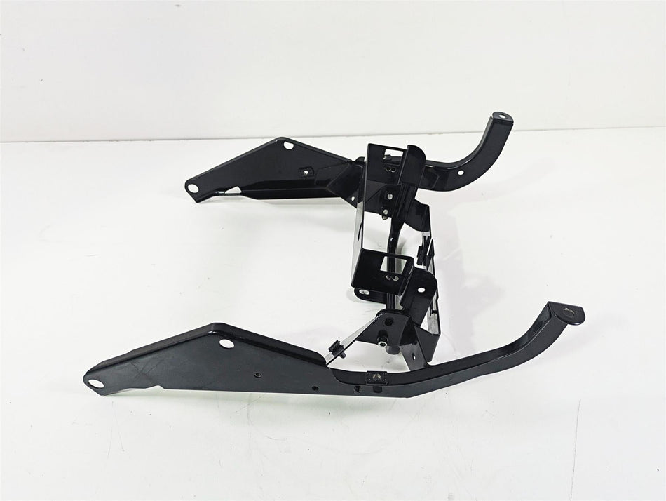 1996 Harley Touring FLHTCUI Electra Glide Front Fairing Mount Brackets 58478-96B {{ shop.shopifyCountryName }} - Mototech271