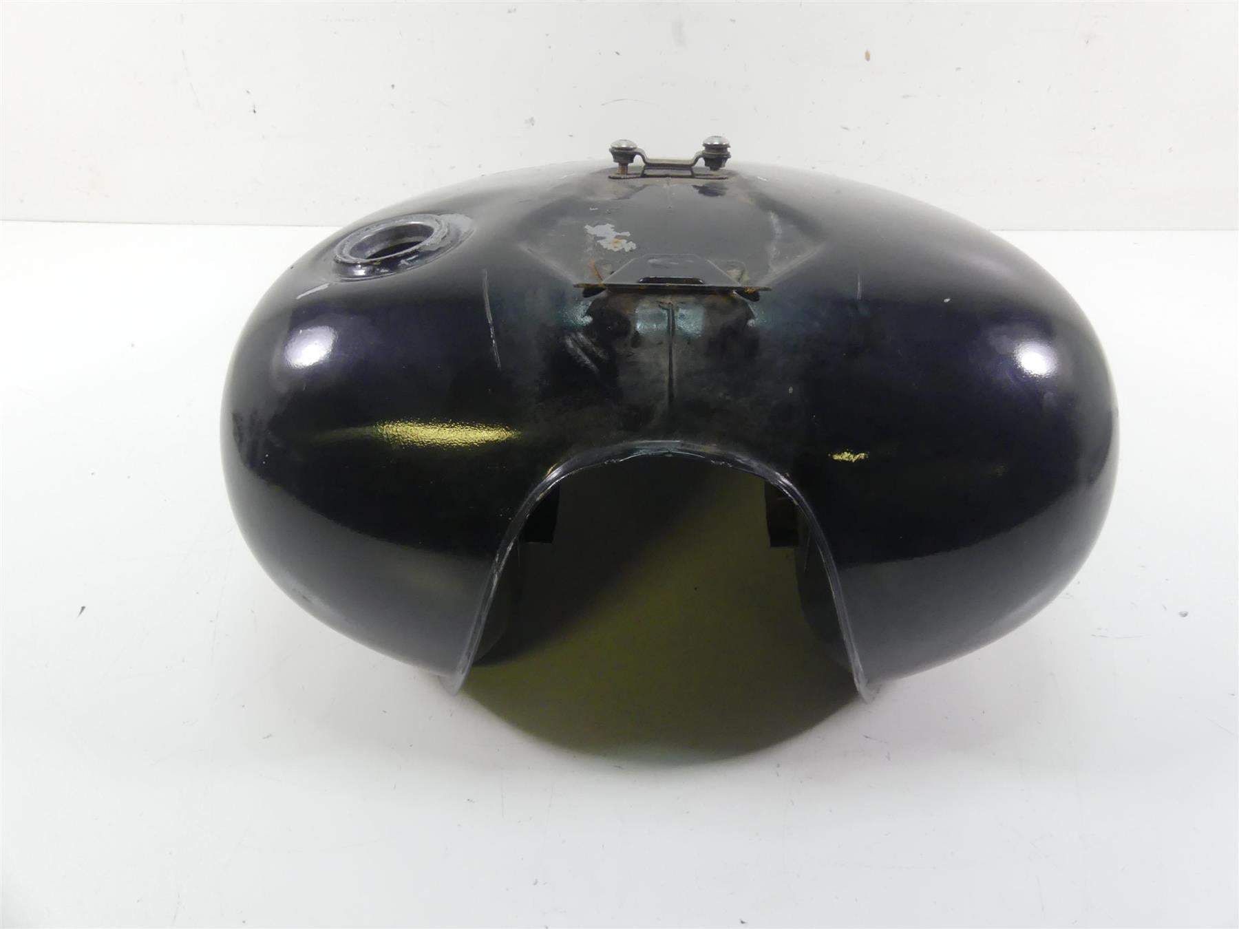 2003 Honda VT750 DC Shadow Spirit Fuel Gas Petrol Tank Reservoir