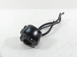 2017 Harley FXSE CVO Pro Street Breakout Right Hand Control Switch 71500423 | Mototech271
