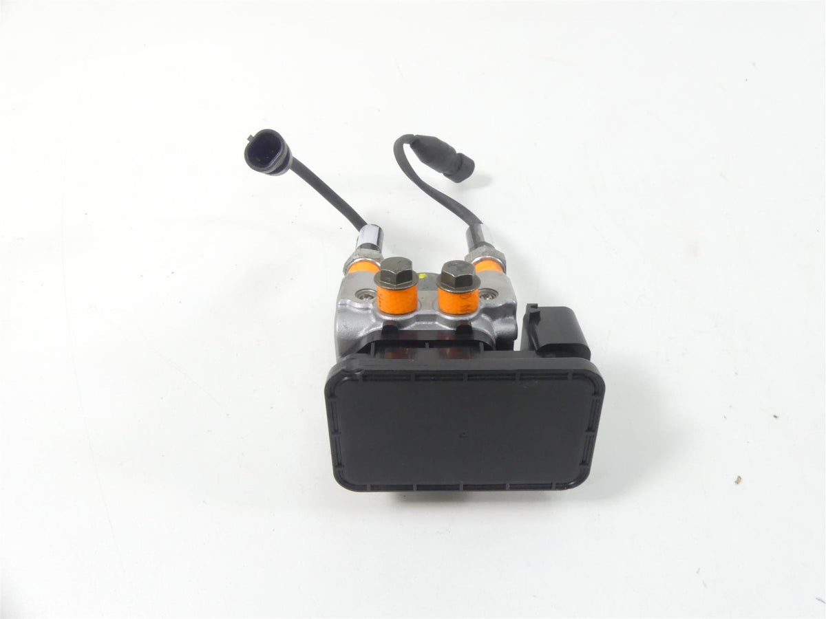 2016 Indian Chieftain Dark Horse Abs Brake Pump Pressure Module 1911987 {{ shop.shopifyCountryName }} - Mototech271