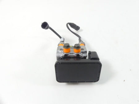 2016 Indian Chieftain Dark Horse Abs Brake Pump Pressure Module 1911987 {{ shop.shopifyCountryName }} - Mototech271
