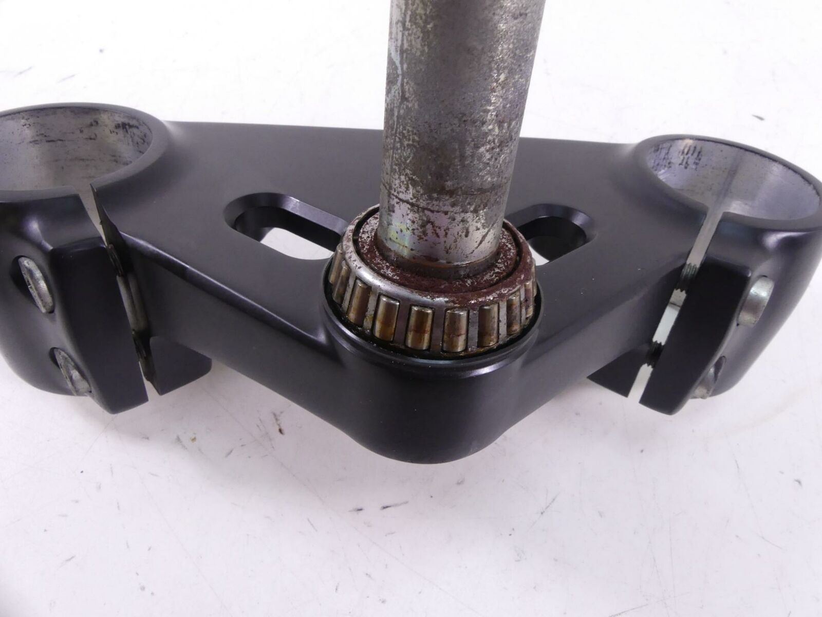 2014 Harley VRSCDX Night Rod Sp Lower Triple Tree Steering Clamp 45900019 {{ shop.shopifyCountryName }} - Mototech271