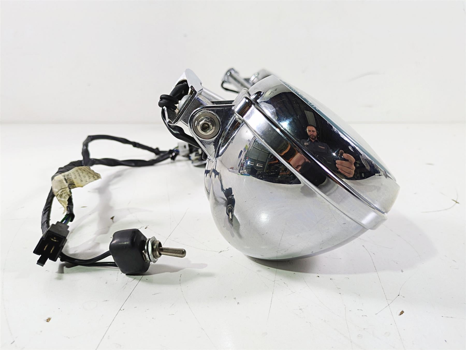 2014 Moto Guzzi California 1400 Touring Front Spot Lights & Mounts 887997 {{ shop.shopifyCountryName }} - Mototech271