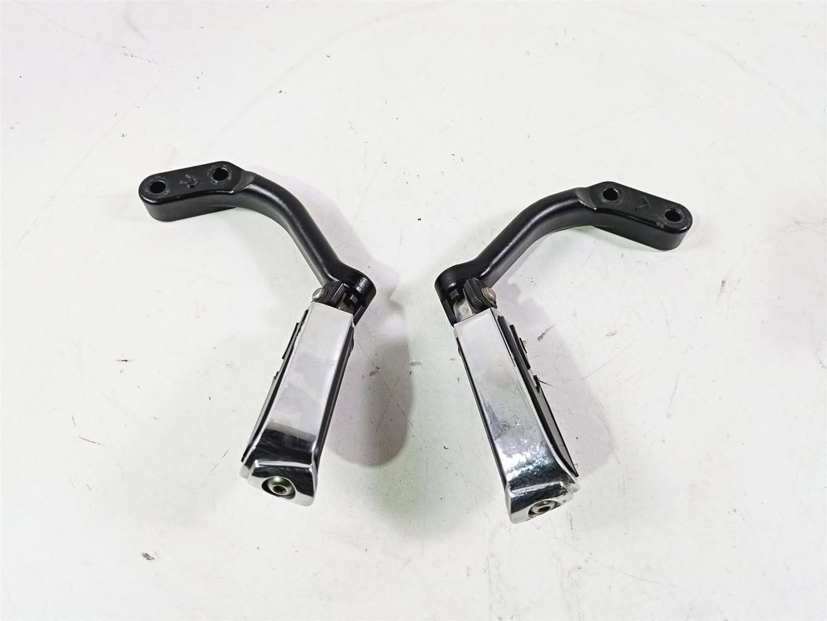 2013 Harley VRSCF Muscle Rod Rear Passenger Foot Peg Set 50822-09 50826-09 {{ shop.shopifyCountryName }} - Mototech271
