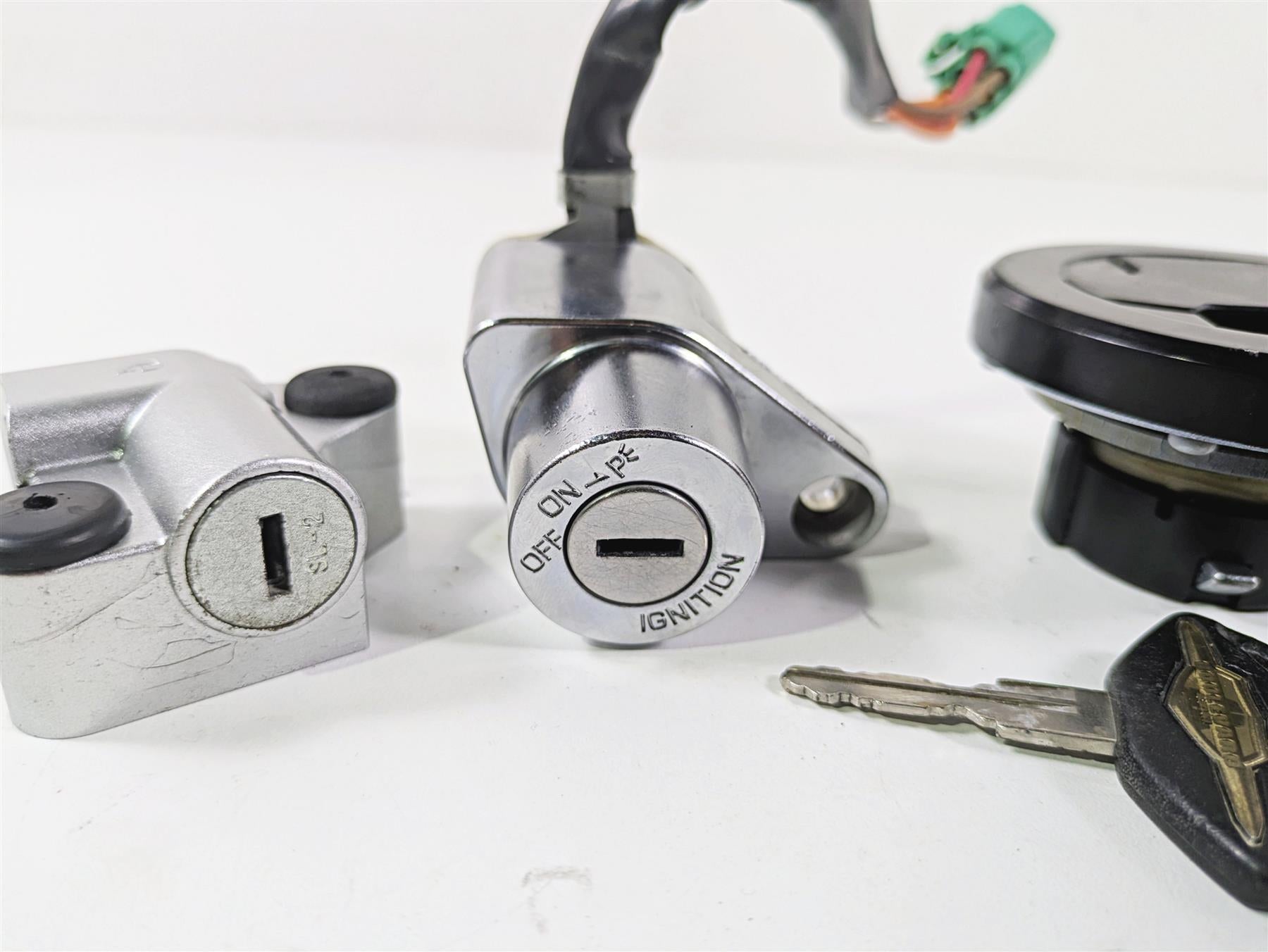 2019 Suzuki M109R VZR1800 Boulevard Ignition Switch Key Lock Set 37000-49890 {{ shop.shopifyCountryName }} - Mototech271