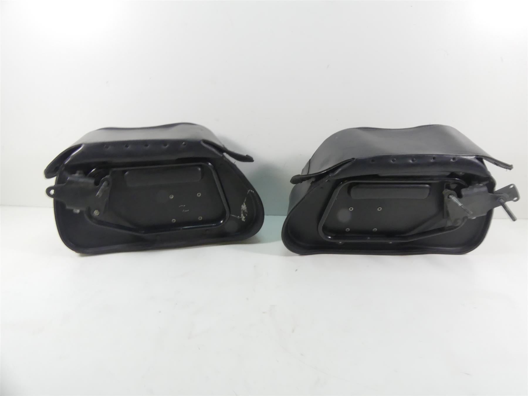 2009 Honda VTX1300 Touring Leather Saddlebag Saddle Bag Set {{ shop.shopifyCountryName }} - Mototech271