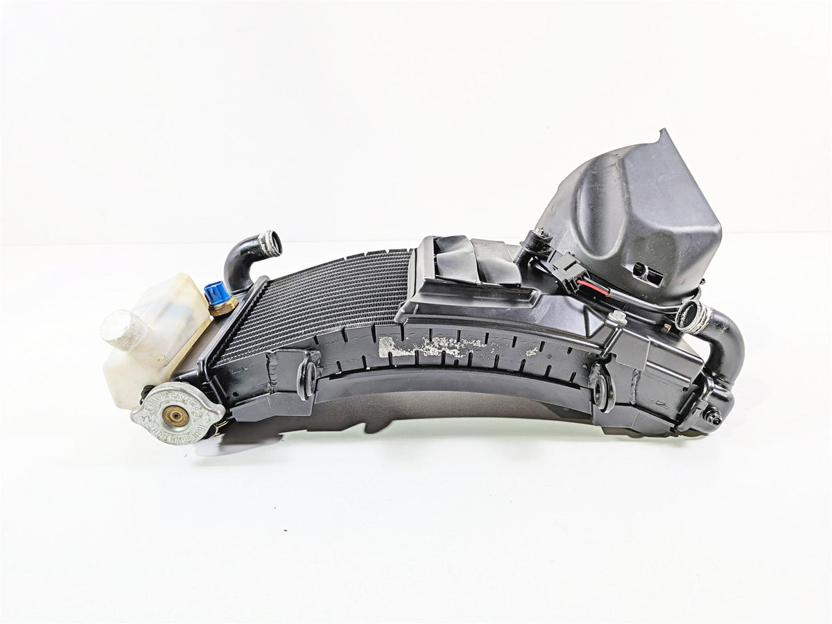 2005 KTM 950 LC8 Adventure Radiator Fan Reservoir Set 60035010000 60035010100 {{ shop.shopifyCountryName }} - Mototech271