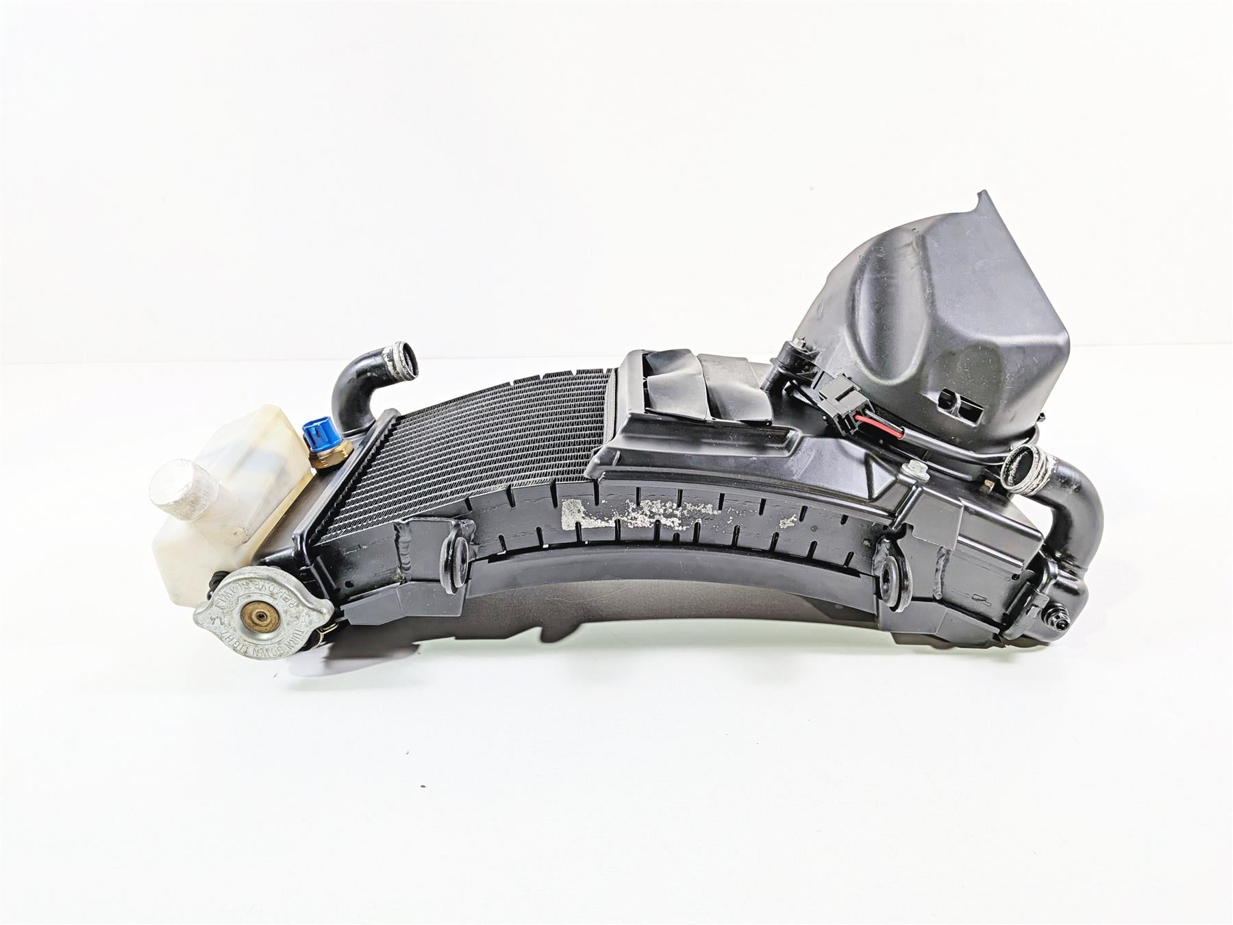 2005 KTM 950 LC8 Adventure Radiator Fan Reservoir Set 60035010000 60035010100 {{ shop.shopifyCountryName }} - Mototech271