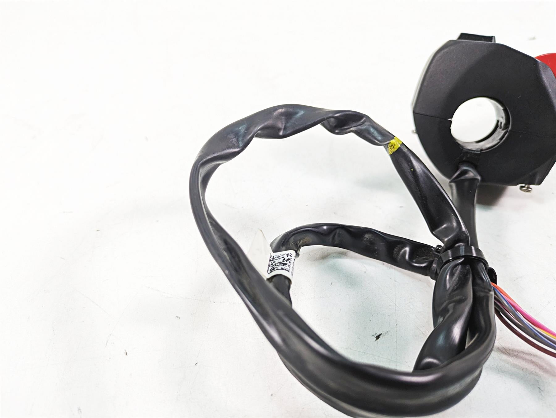 2021 Aprilia RS660 Right Hand Start Stop Control Switch 2D000550 {{ shop.shopifyCountryName }} - Mototech271