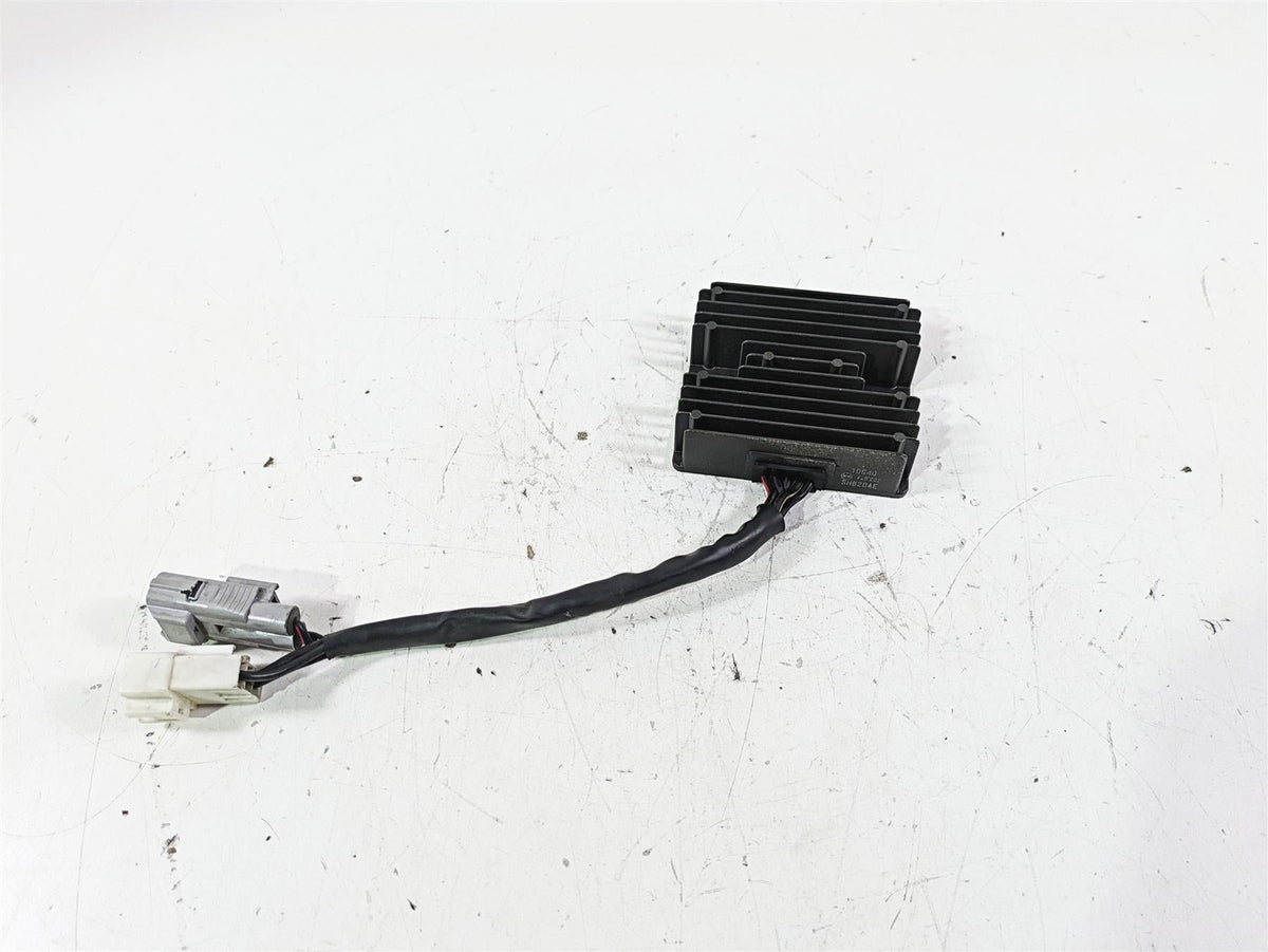 2018 Suzuki GSX1300 R Hayabusa Rectifier Voltage Regulator SH820AE 32800-10G40 {{ shop.shopifyCountryName }} - Mototech271