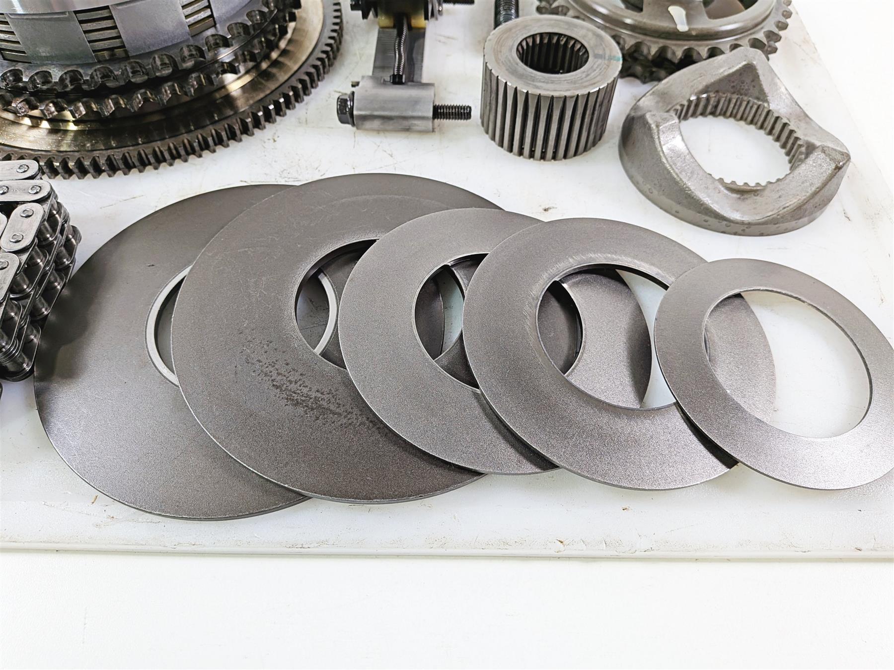 2022 Harley Softail FXLRST Low Rider Primary Drive Clutch Kit & Chain 37000263A {{ shop.shopifyCountryName }} - Mototech271