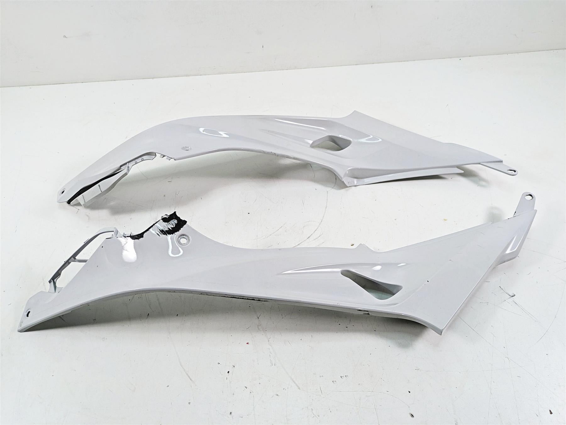 2015 BMW S1000RR K46 Fuel Gas Tank Side Cover Set 46638540891 46638540892 {{ shop.shopifyCountryName }} - Mototech271
