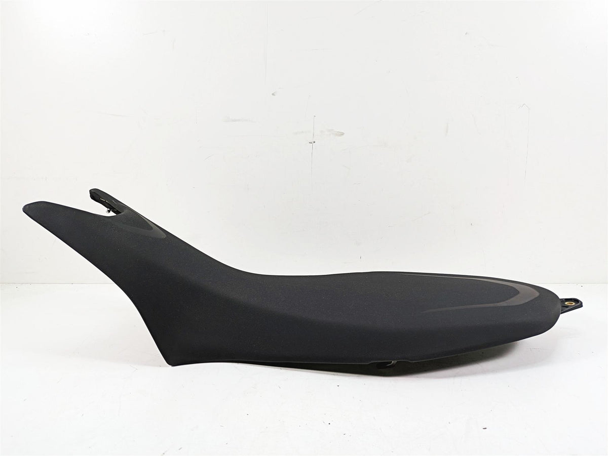 2020 Ducati Hypermotard 950 SP Duo Driver Seat Saddle Normal Height 59522552AA {{ shop.shopifyCountryName }} - Mototech271