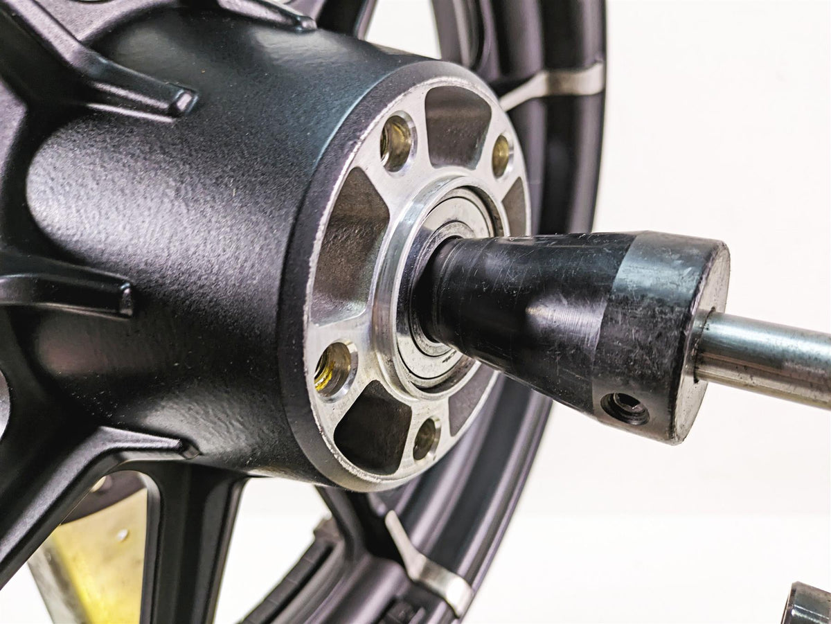 2019 Harley XL883N Sportster Iron Rear Wheel Rim 9 Spoke 16x3 40900402 {{ shop.shopifyCountryName }} - Mototech271