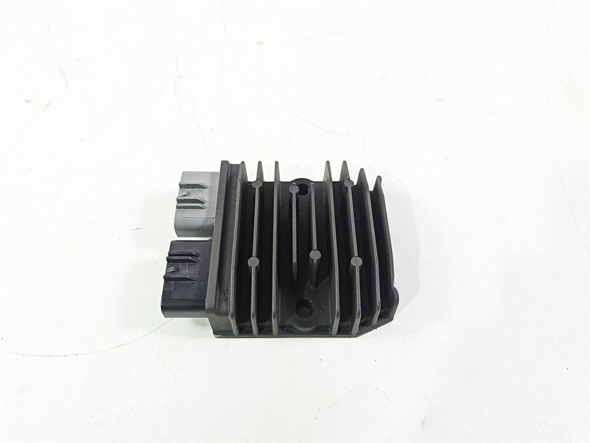 2015 Ducati Hypermotard 821 SP Rectifier Voltage Regulator SH821AA 54040321A {{ shop.shopifyCountryName }} - Mototech271