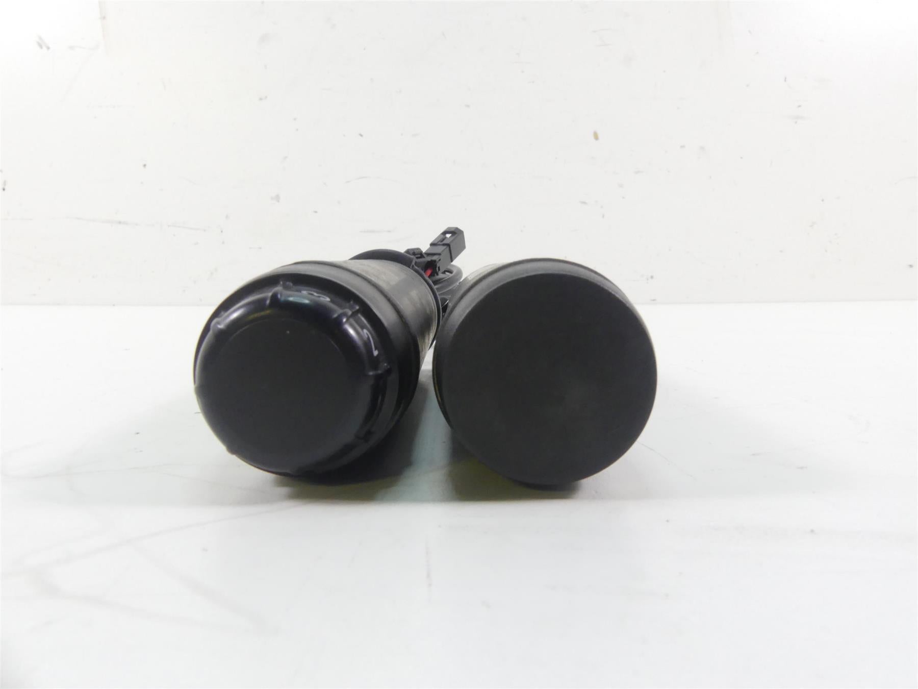 2014 Harley Touring FLHTK Electra Glide Left Right Heated Hand Grip Set 56209-10 {{ shop.shopifyCountryName }} - Mototech271