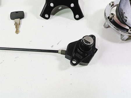2006 Triumph Rocket 3 Ignition Switch Key Lock Tank Cap Set T2501074 T2502540 {{ shop.shopifyCountryName }} - Mototech271