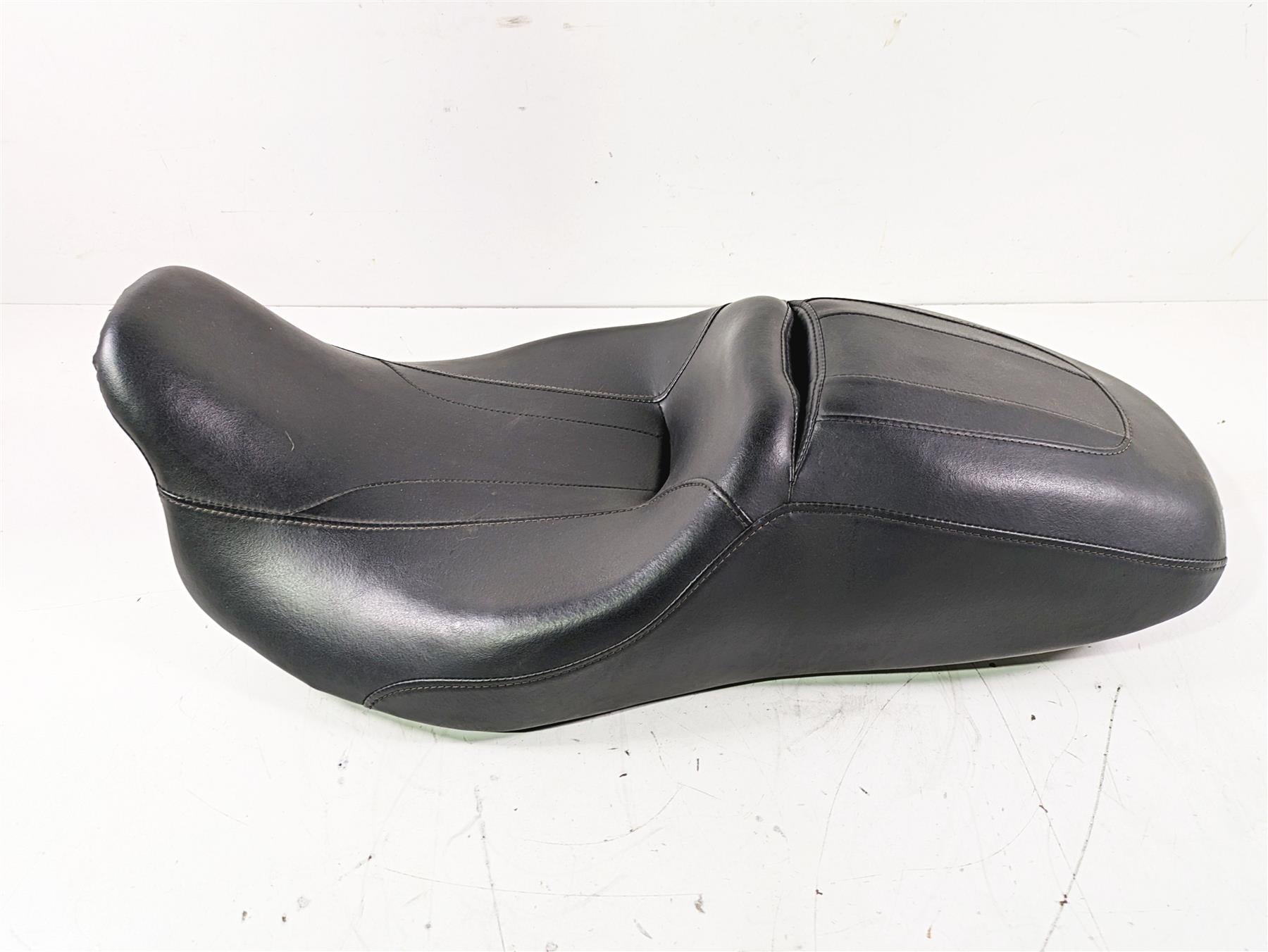2015 Harley Touring FLHTKL E -Glide Low Rider Seat Saddle - Read 52000334 | Mototech271