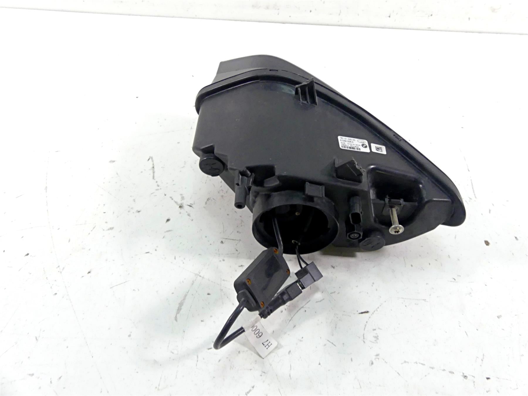 2018 BMW S1000RR K46 Right Headlight Low Beam -Broken Tabs 63128549326 {{ shop.shopifyCountryName }} - Mototech271