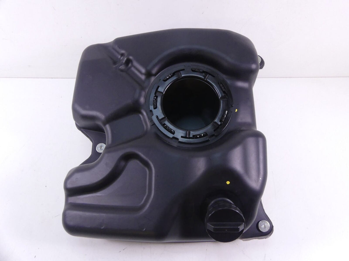 2019 Honda Talon SXS1000 S2X Fuel Gas Petrol Reservoir Tank 17510-HL6-A00 {{ shop.shopifyCountryName }} - Mototech271