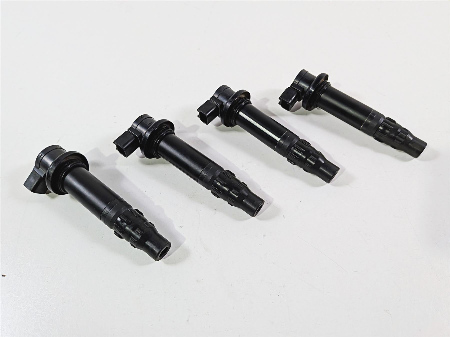 2024 Yamaha YZF R1 RN65 Ignition Coil Stick Coils Set 2CR-82310-00-00 {{ shop.shopifyCountryName }} - Mototech271