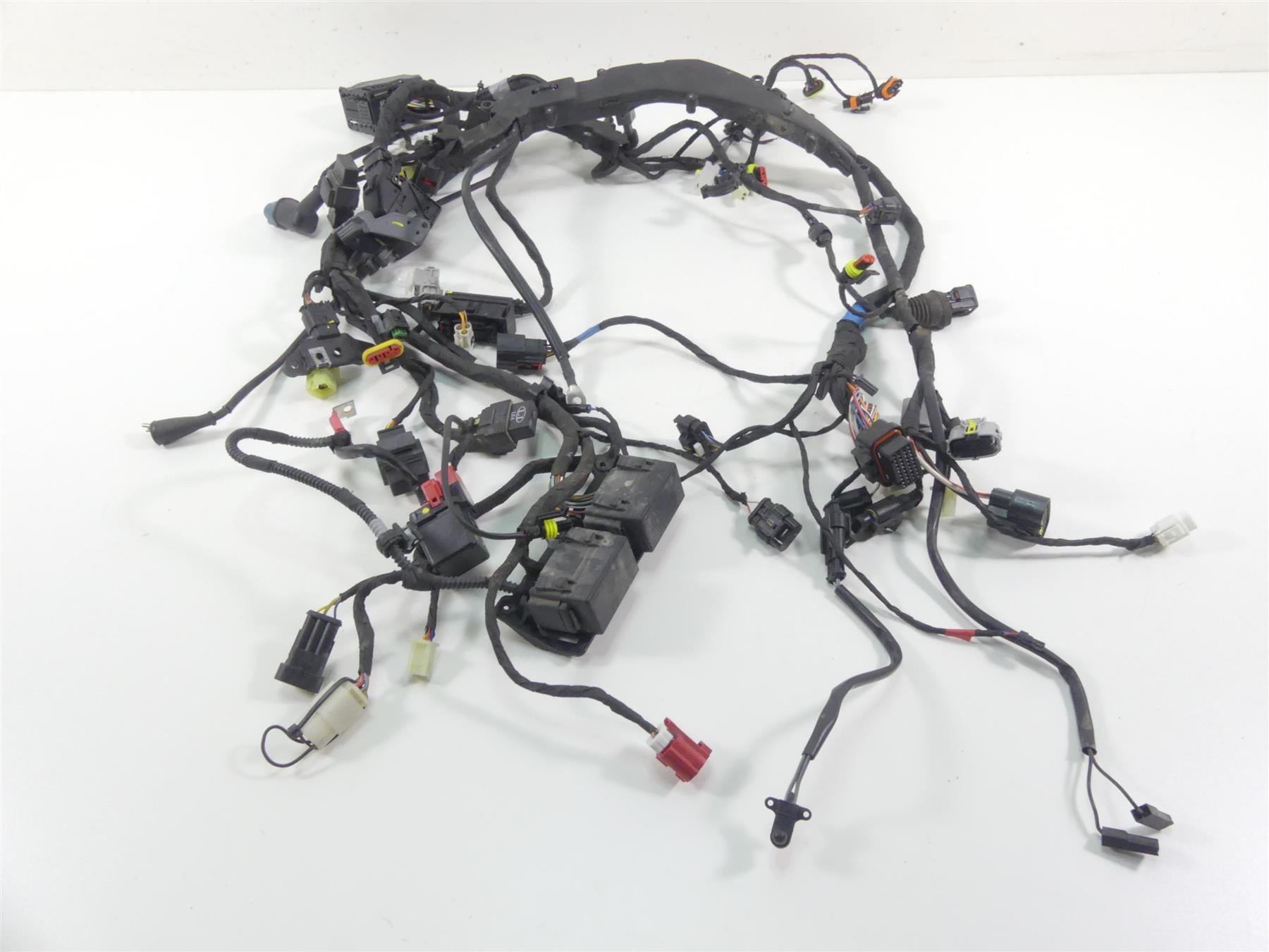 2021 Aprilia Tuono 660 Main & Engine Wiring Harness Loom 2D000680 2D000459 {{ shop.shopifyCountryName }} - Mototech271