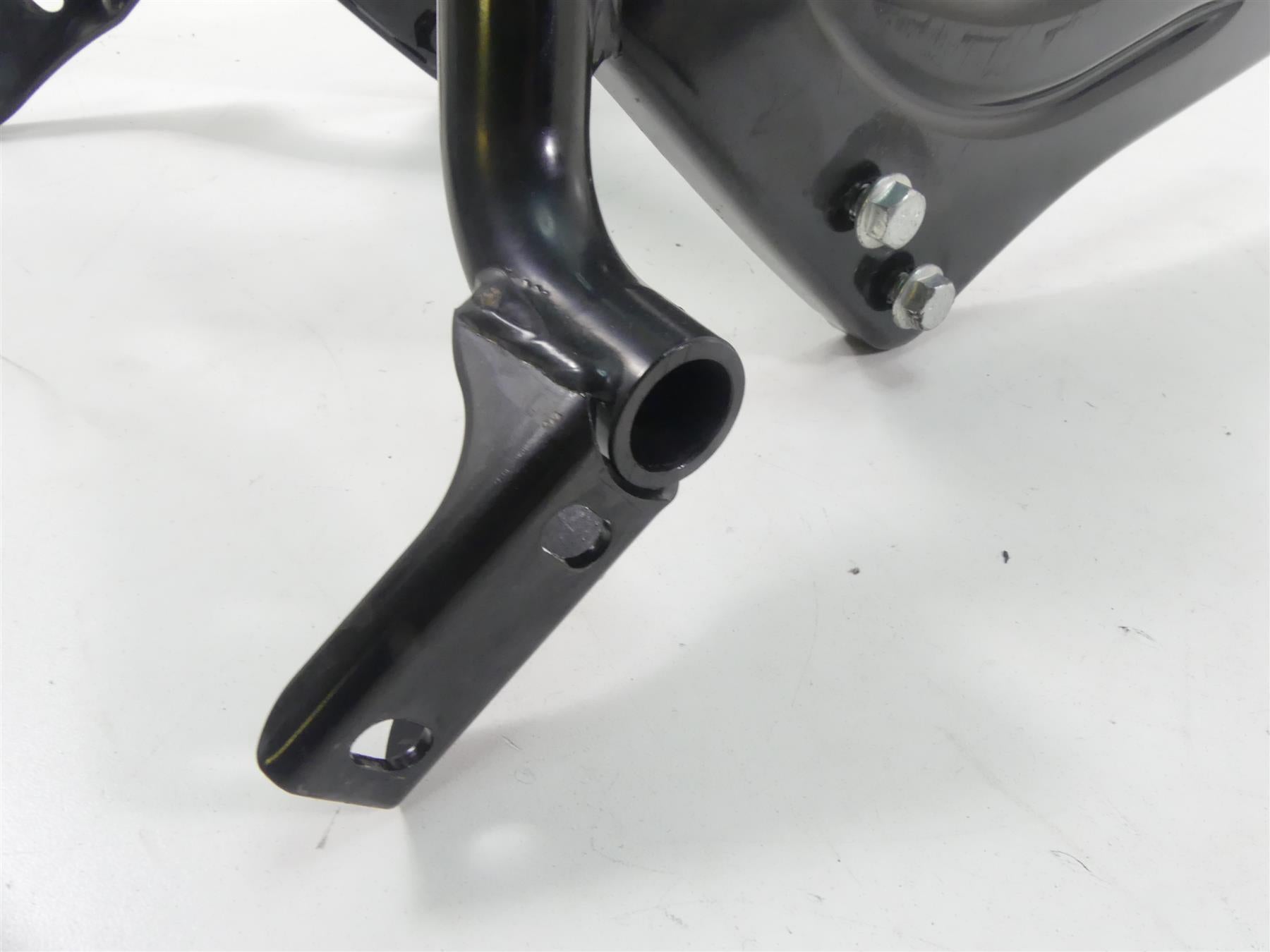 2016 Indian Chieftain Dark Horse Rear Fender Support Stay Bracket 1019383-329 {{ shop.shopifyCountryName }} - Mototech271