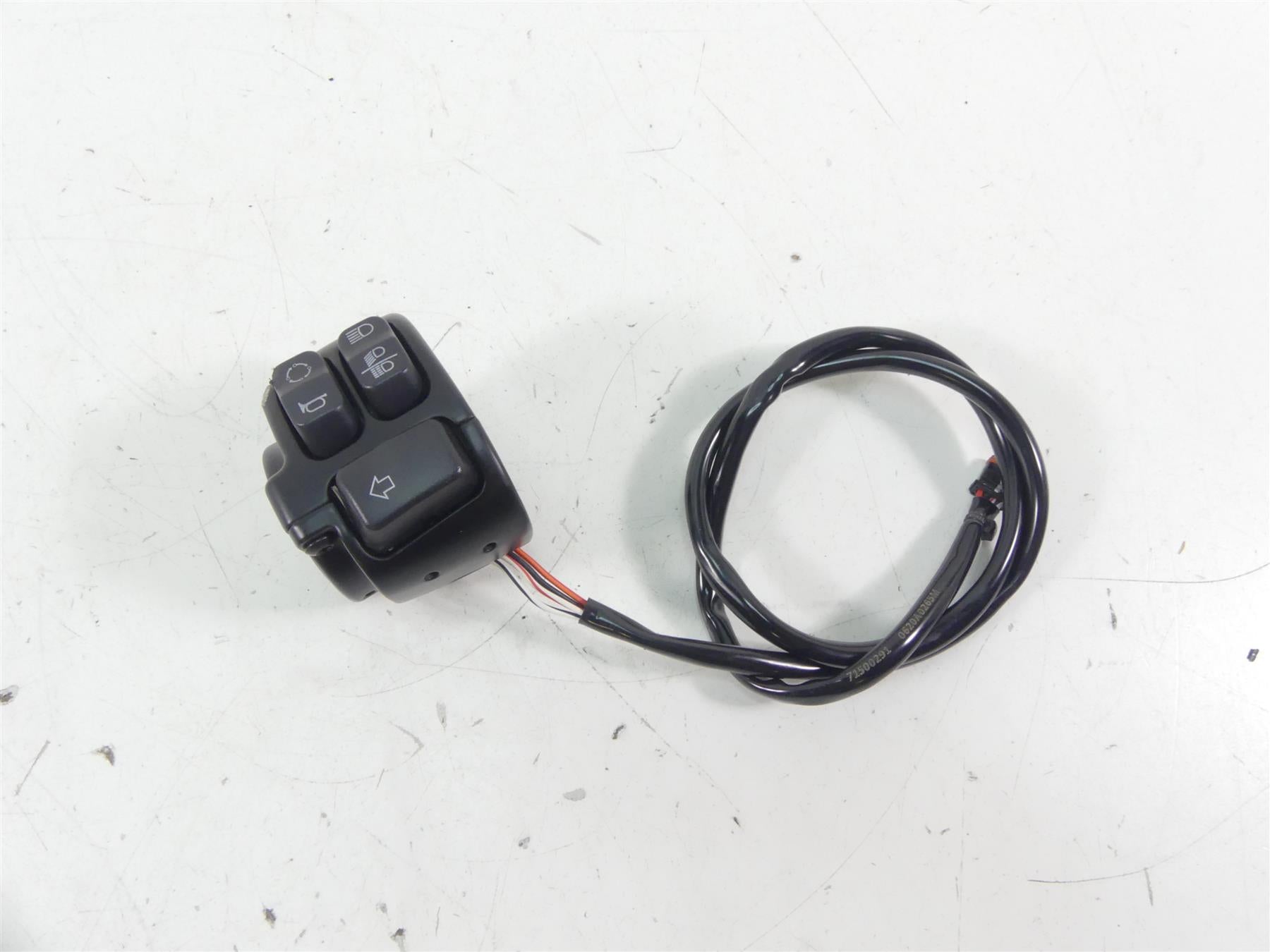 2020 Harley XL1200 CX Sportster Roadster Left Hand Control Switch -Read 71500292 {{ shop.shopifyCountryName }} - Mototech271
