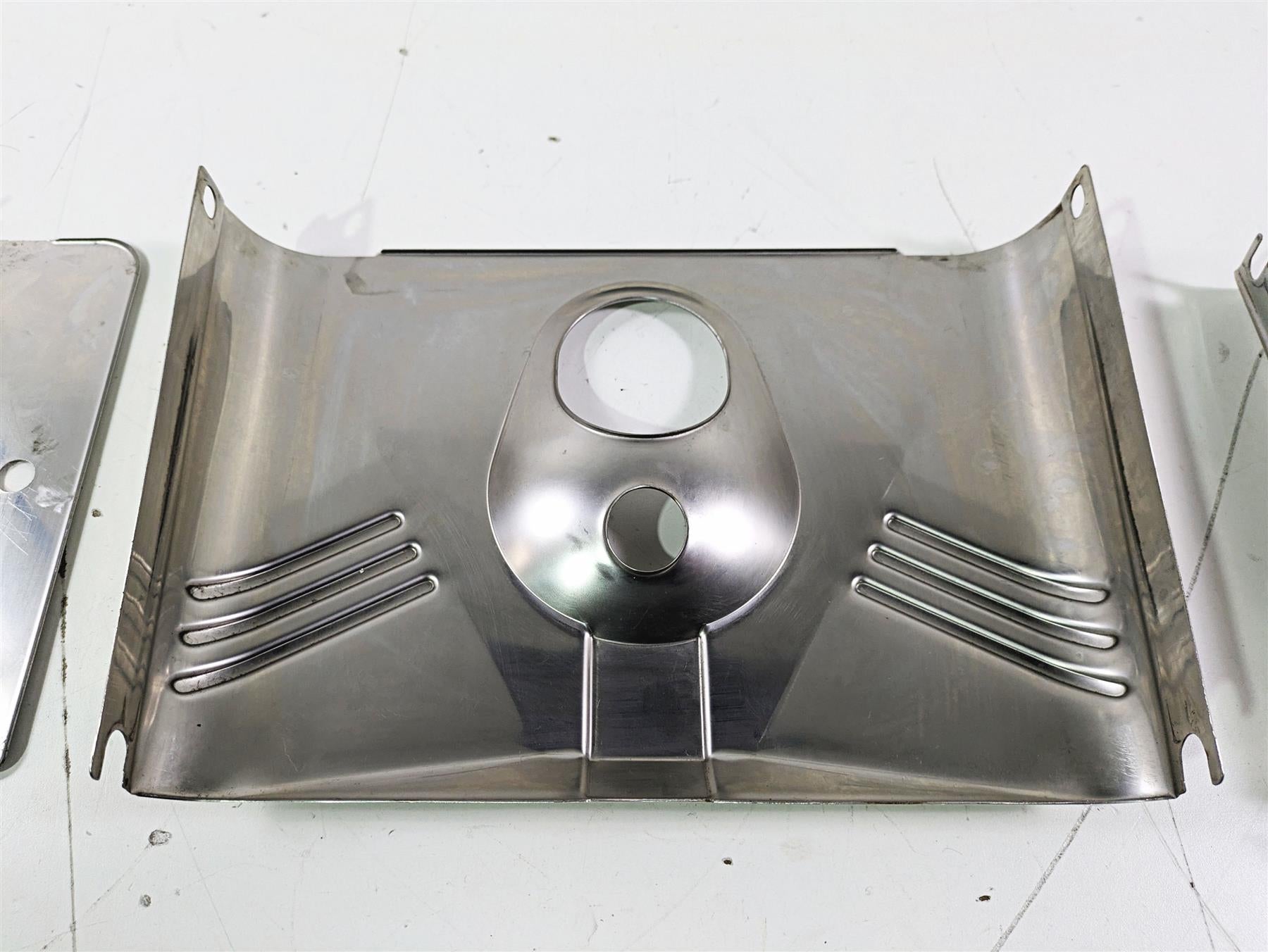 2004 Harley Softail FLSTF Fat Boy Headlight Fork Tube Cover Set 67808-86 {{ shop.shopifyCountryName }} - Mototech271