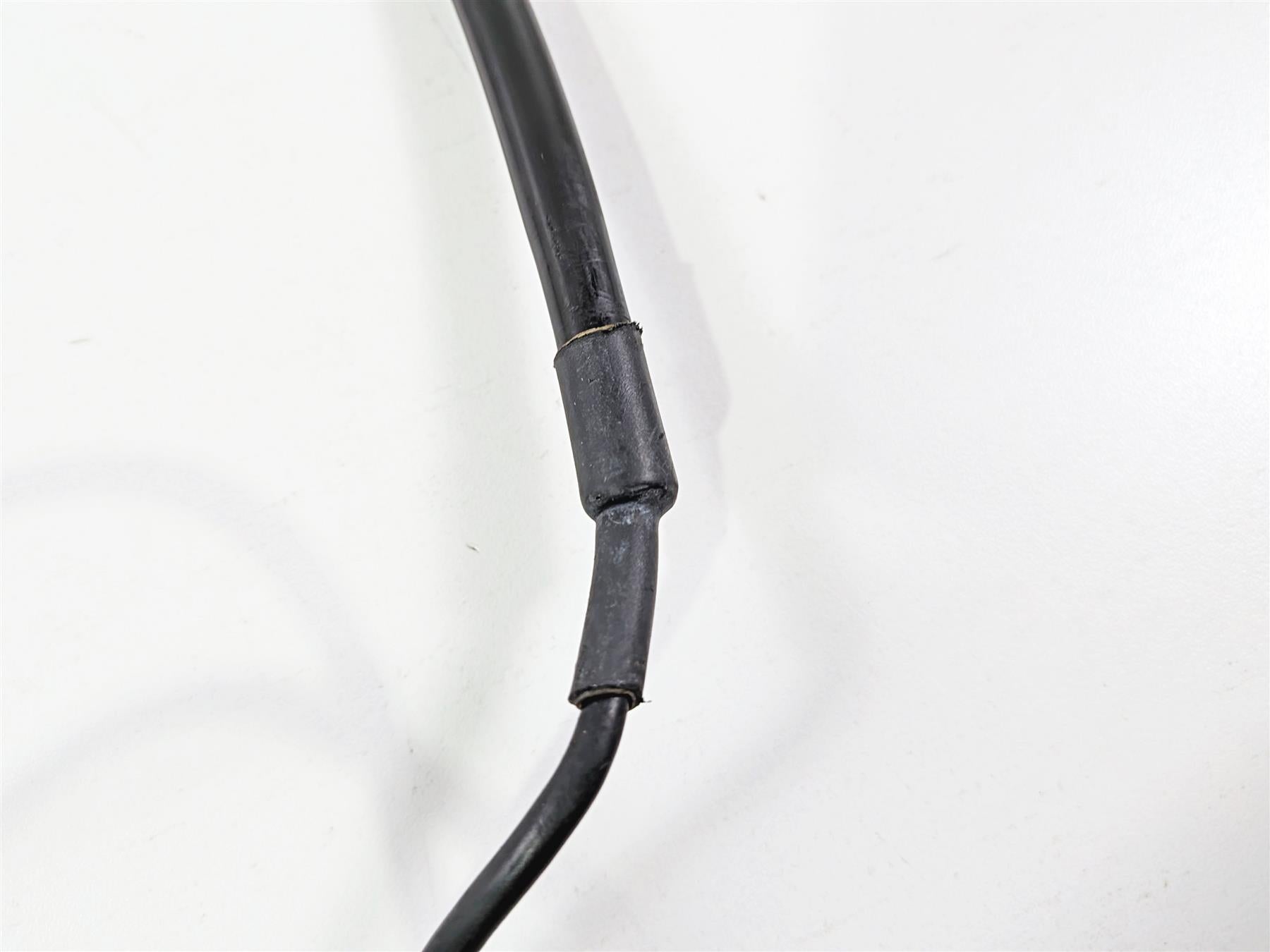 2005 KTM 950 LC8 Adventure Front Wheel Speed Sensor 60014069050 60014068200 {{ shop.shopifyCountryName }} - Mototech271