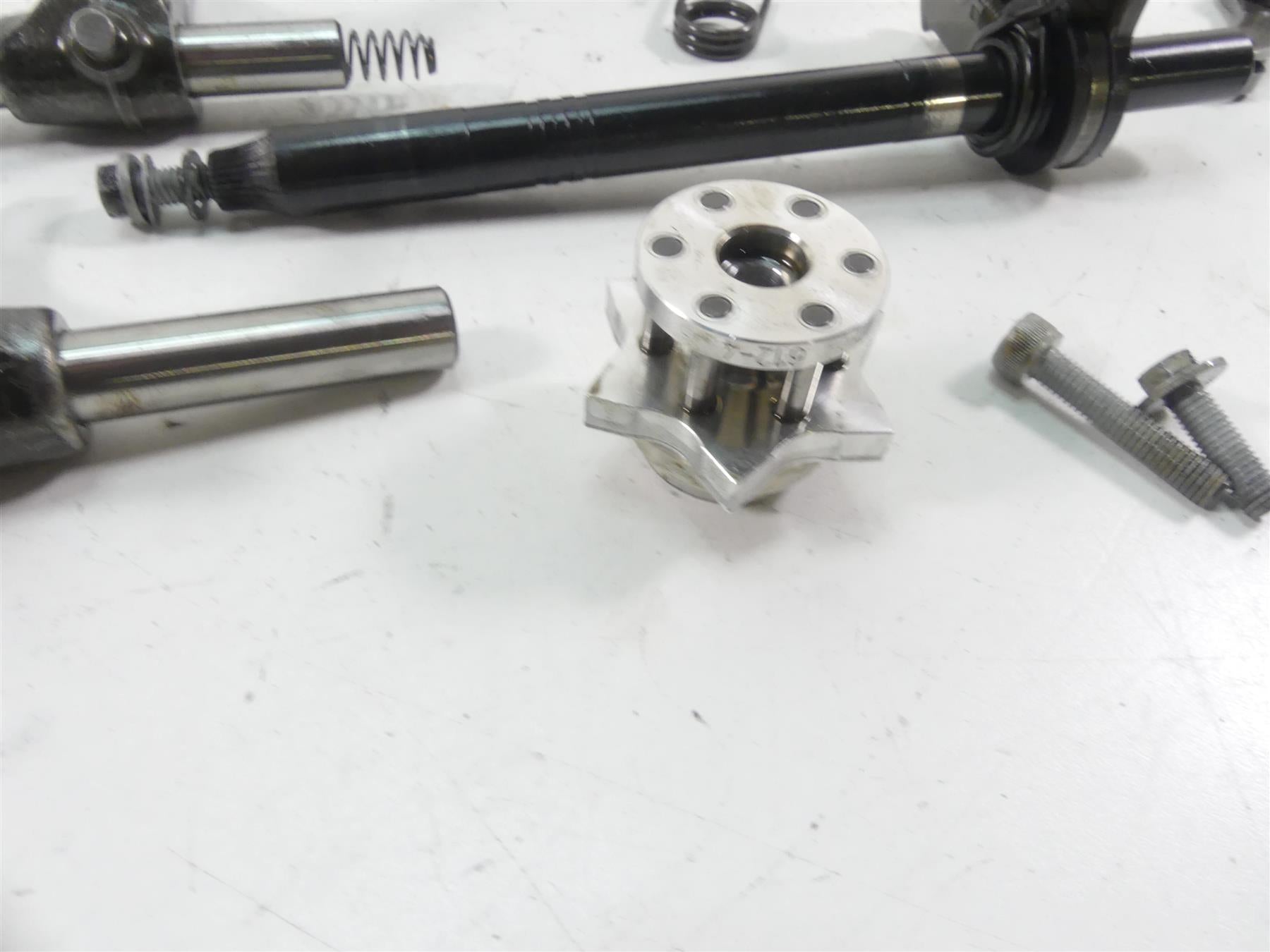2015 KTM 1290R Super Duke Transmission Shift Gear Sprocket Shaft Set 61333010000 {{ shop.shopifyCountryName }} - Mototech271