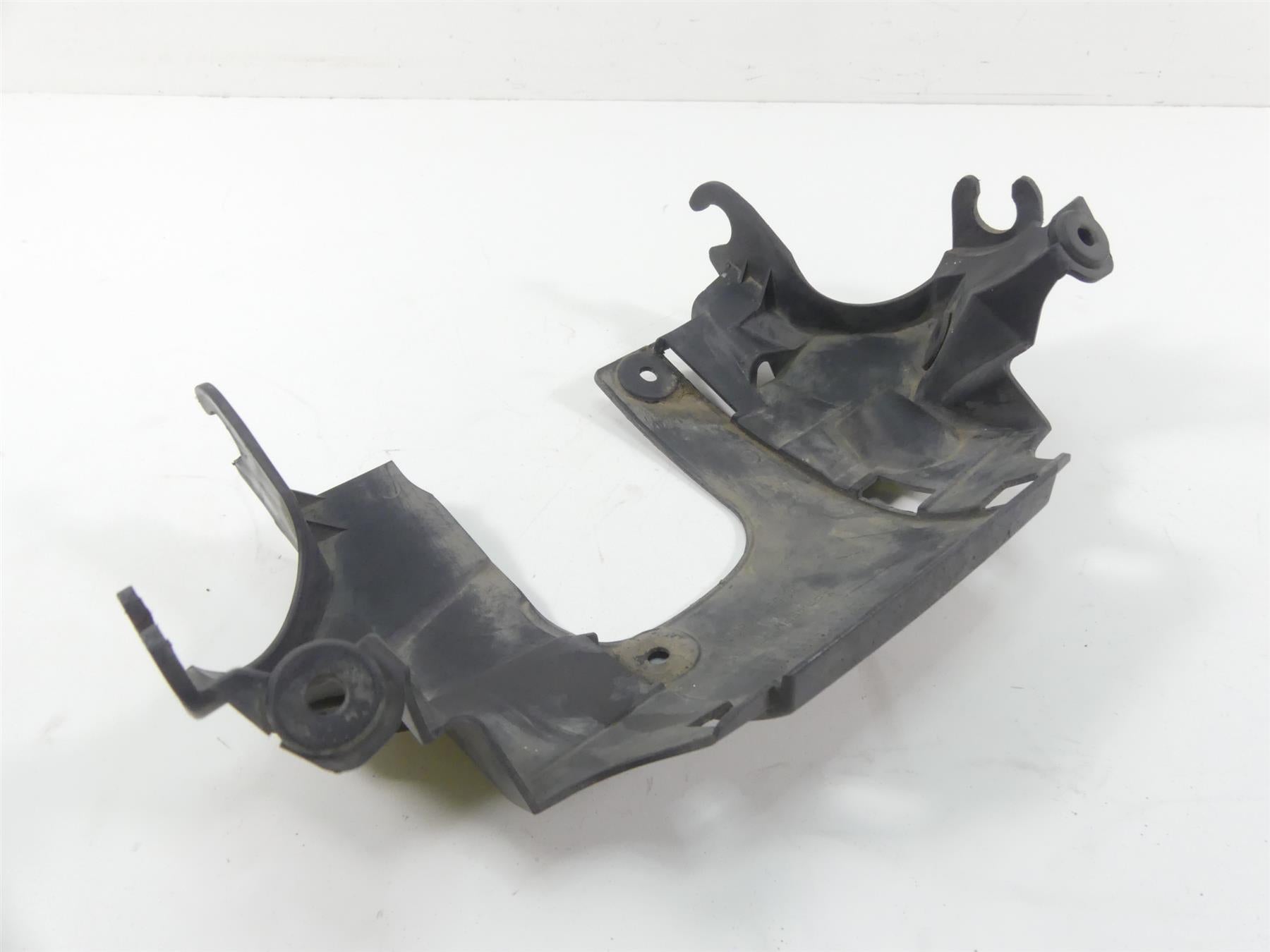 2007 Suzuki M109R VZR1800 Boulevard Front Lower Bug Spoiler Covers 47531-48G01 {{ shop.shopifyCountryName }} - Mototech271