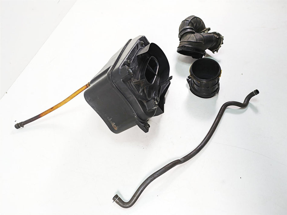 2006 Honda VT1100 C2 Shadow Air Box Cleaner Breather & Tubes 17210-MM8-020 {{ shop.shopifyCountryName }} - Mototech271
