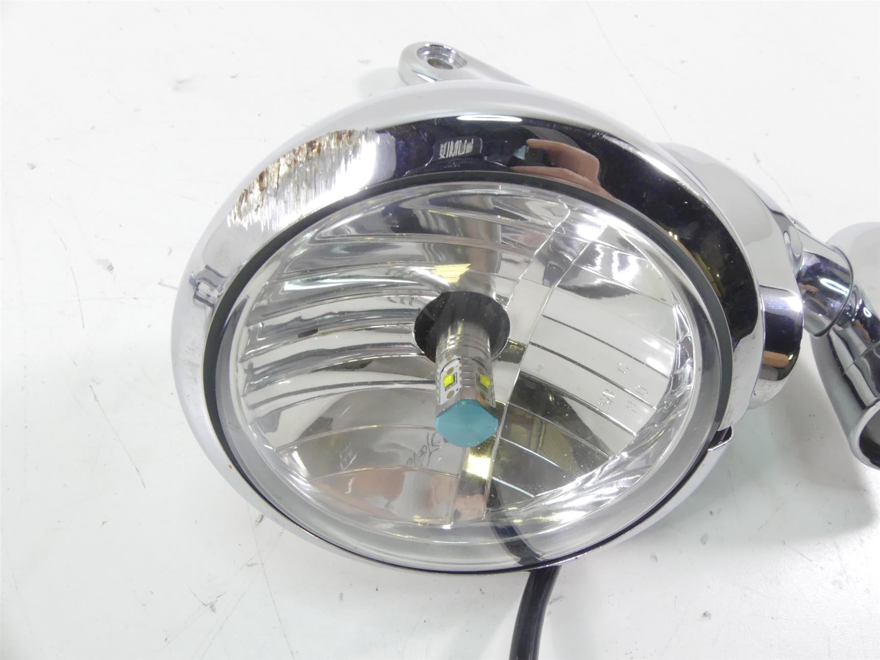 2007 Harley Touring FLHTCU SE CVO Electra Glide Front Spot Led Lights 69548-06 {{ shop.shopifyCountryName }} - Mototech271
