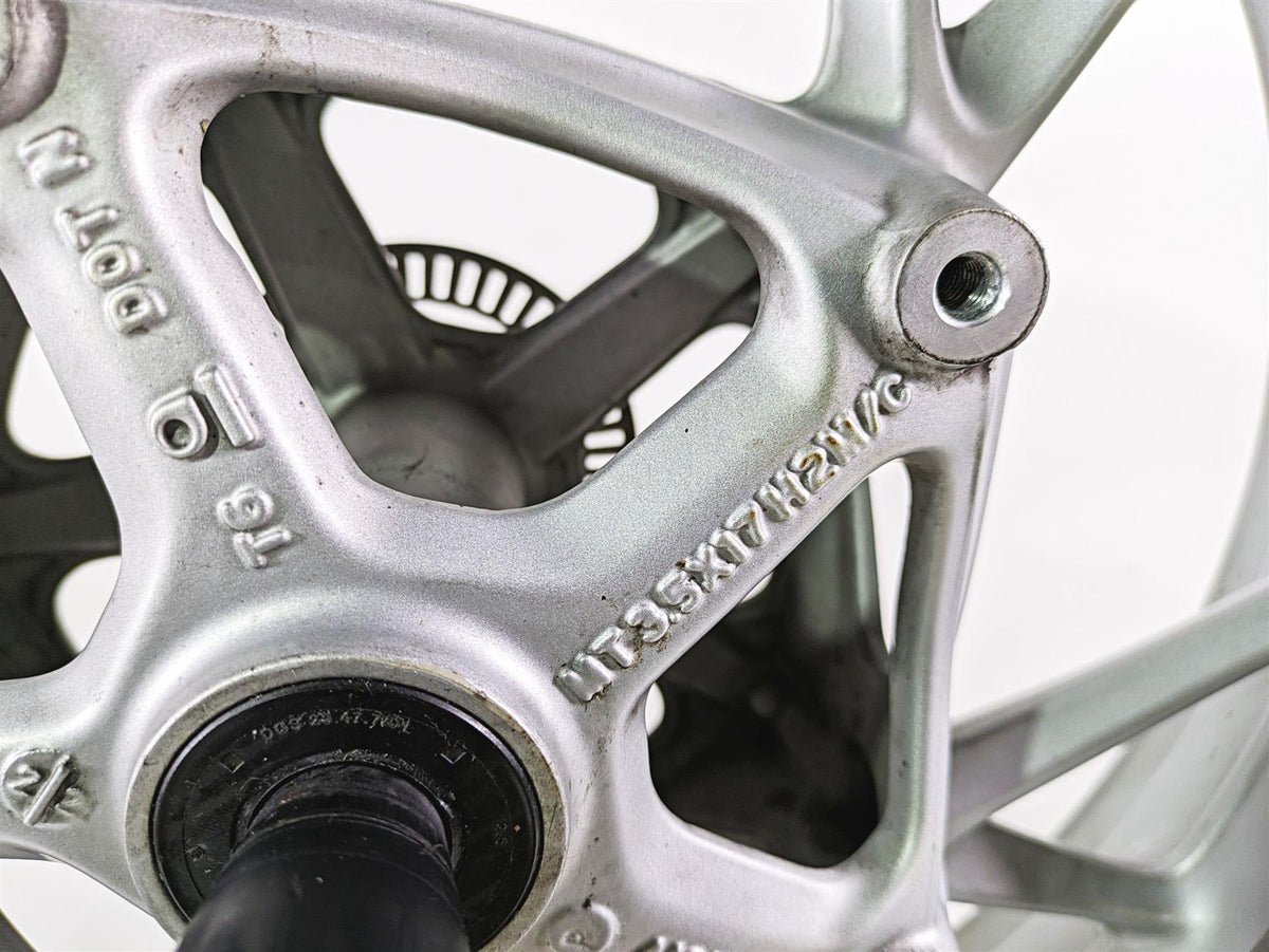 2014 BMW R1200 RT RTW K52 Straight 17x3.5 Front Wheel Rim 36318538086 {{ shop.shopifyCountryName }} - Mototech271