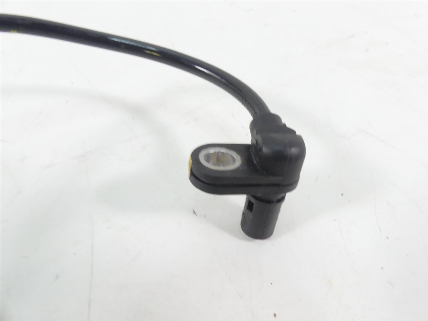 2020 Ducati Panigale V2 Rear Abs Brake Wheel Speed Sensor 55214141A {{ shop.shopifyCountryName }} - Mototech271