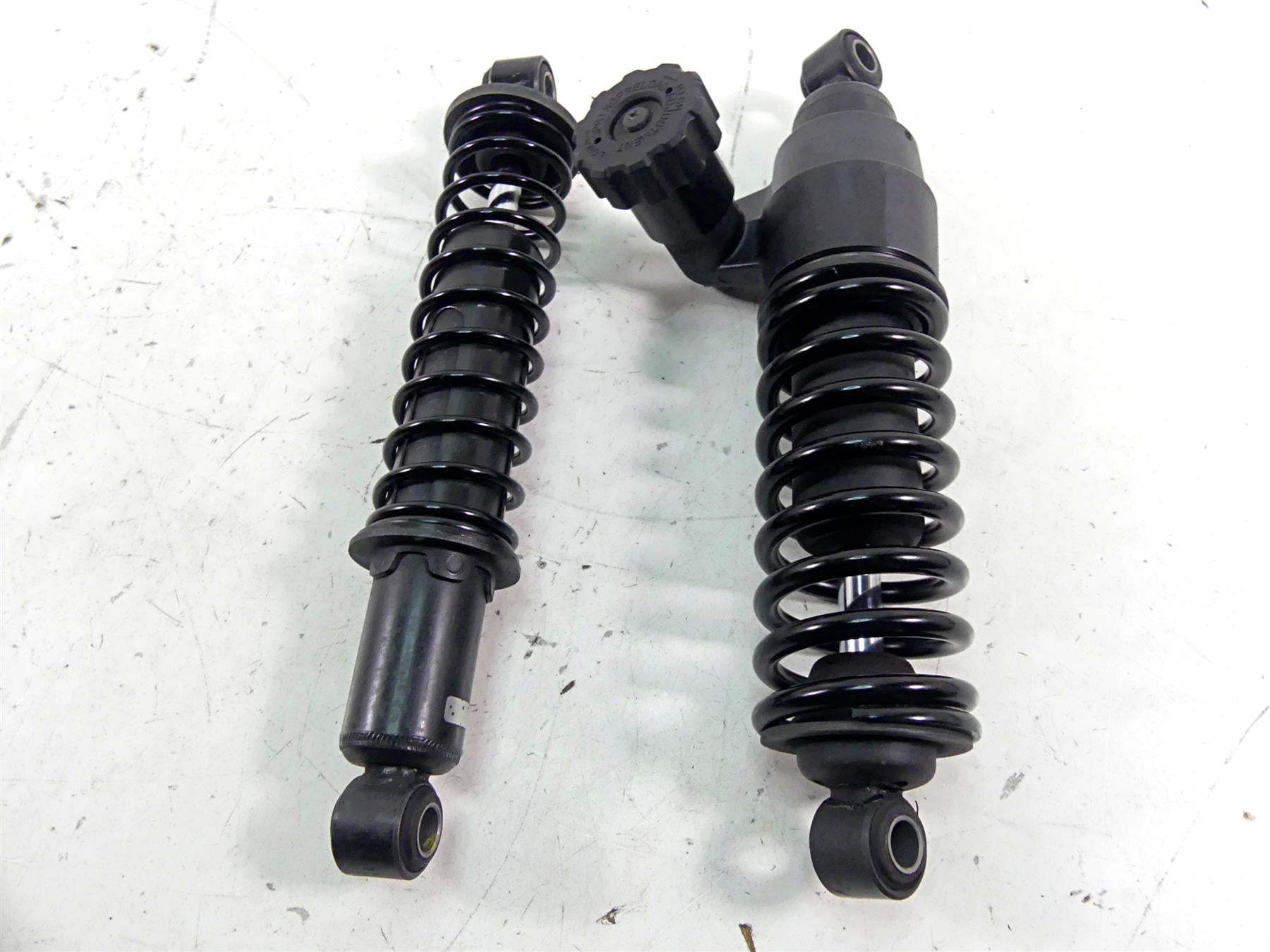 2015 Harley Touring FLHXS Street Glide Rear Shock Set 54000081 54000082 {{ shop.shopifyCountryName }} - Mototech271