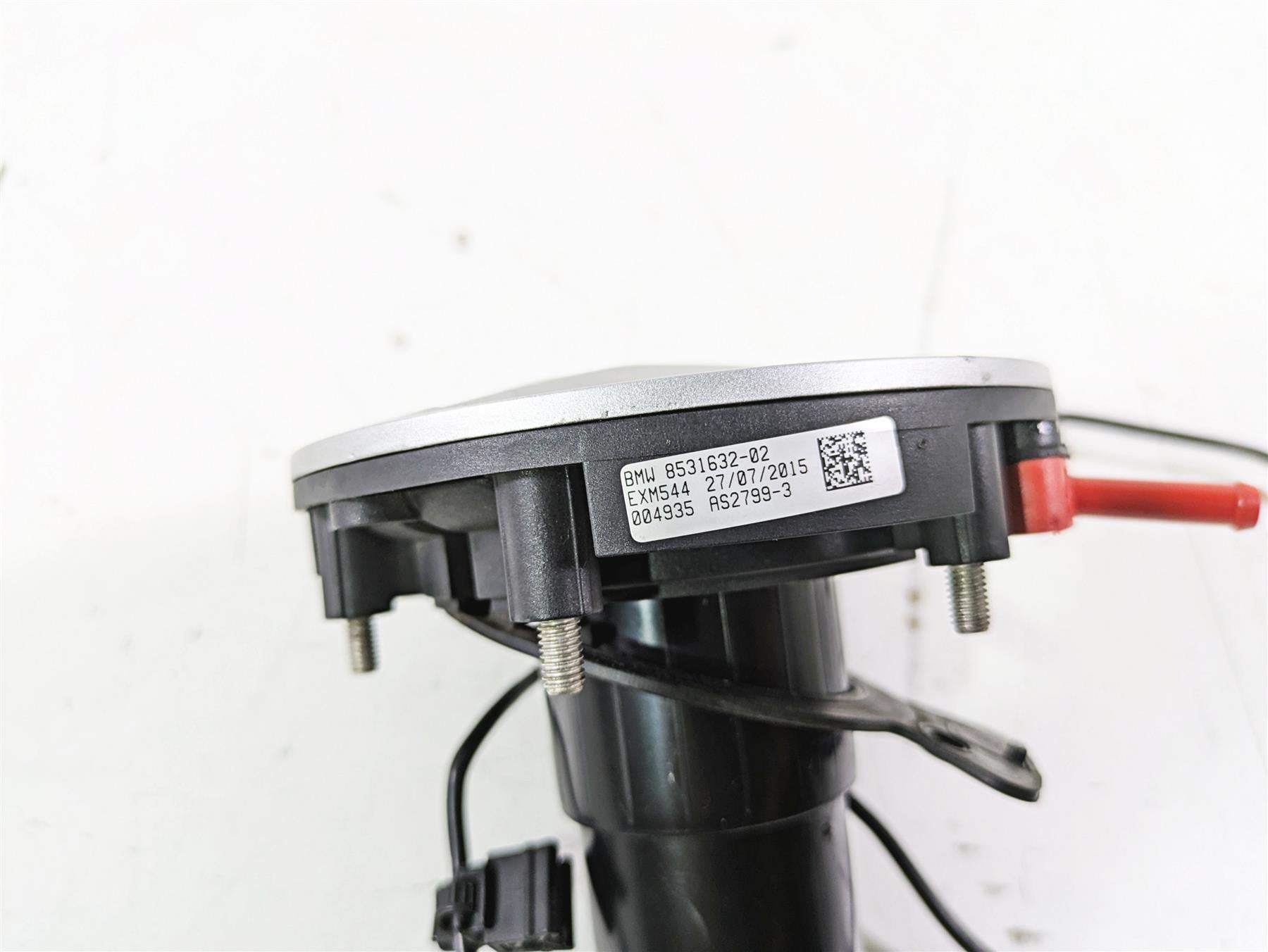 2016 BMW R1200GS GSW K50 Keyless Fuel Petrol Gas Cap Lid 16118531632 {{ shop.shopifyCountryName }} - Mototech271
