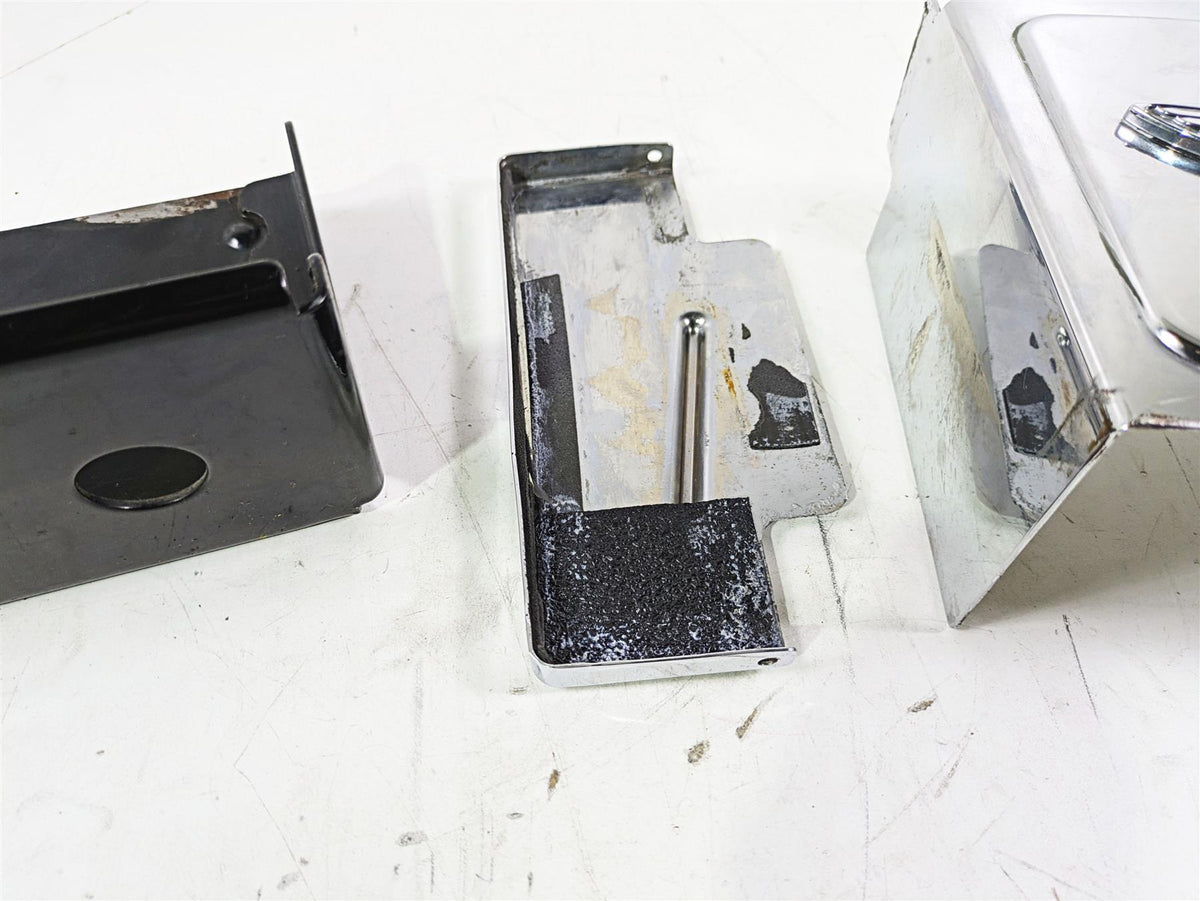 2002 Harley Dyna FXDL Low Rider Battery Tray Box & Skull Chrome Cover 66375-97 {{ shop.shopifyCountryName }} - Mototech271