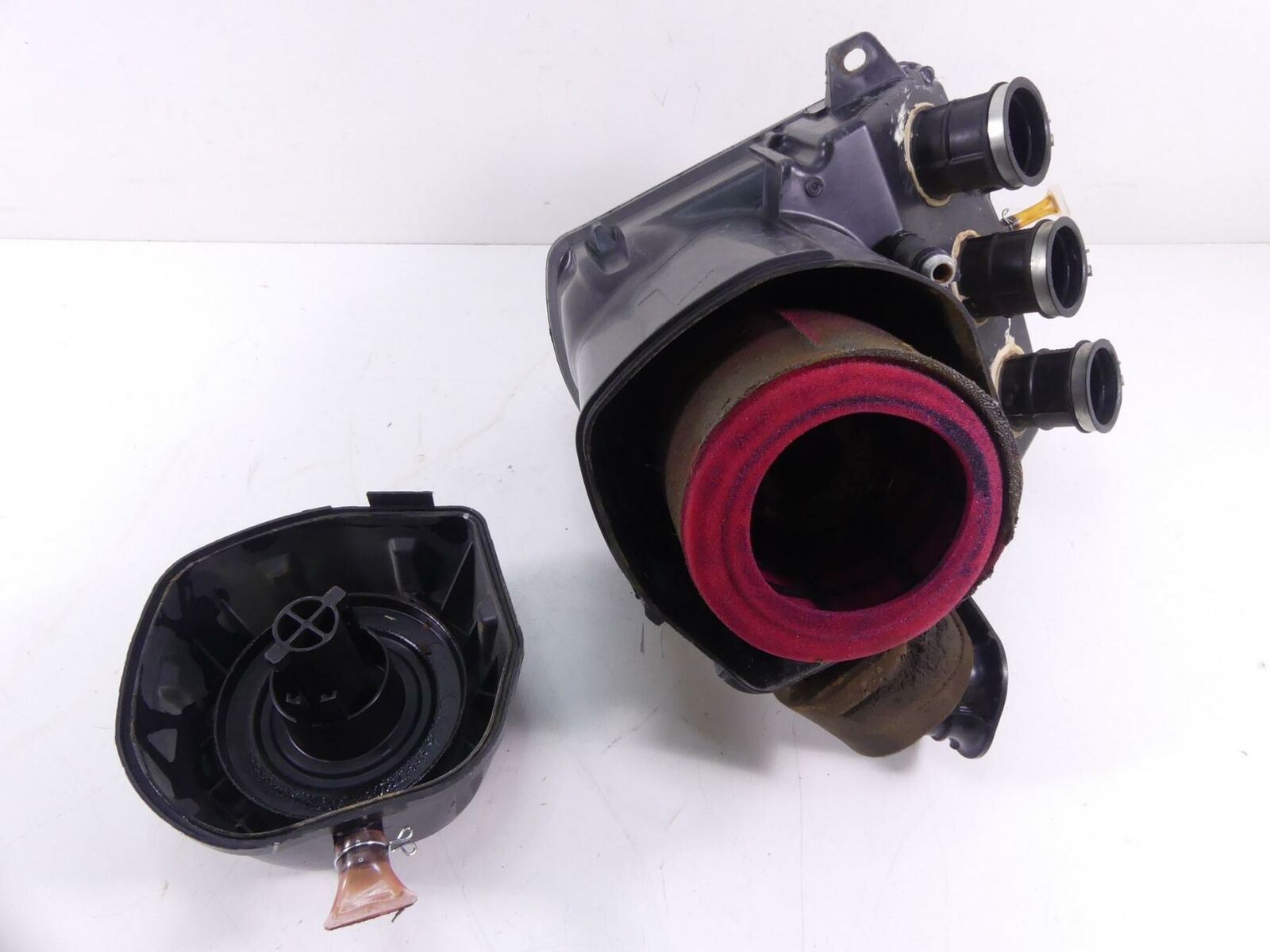 2016 Yamaha YXZ1000 R EPS SE Air Cleaner Breather Filter Housing 2HC-E4411-01-00 {{ shop.shopifyCountryName }} - Mototech271