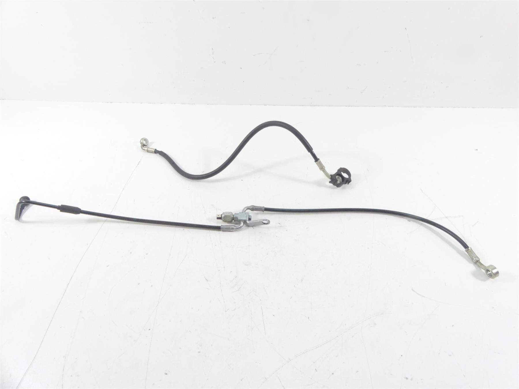 2017 Harley FXSE CVO Pro Street Breakout Rear Abs Brake Line Hose Set 43373-11A