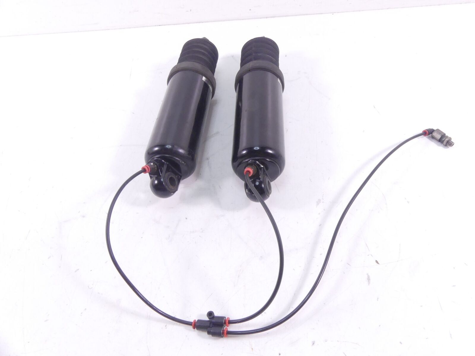 2000 Harley Touring FLHTCI Electra Glide Rear 12" Showa Shock Damper Set 54632-9 {{ shop.shopifyCountryName }} - Mototech271