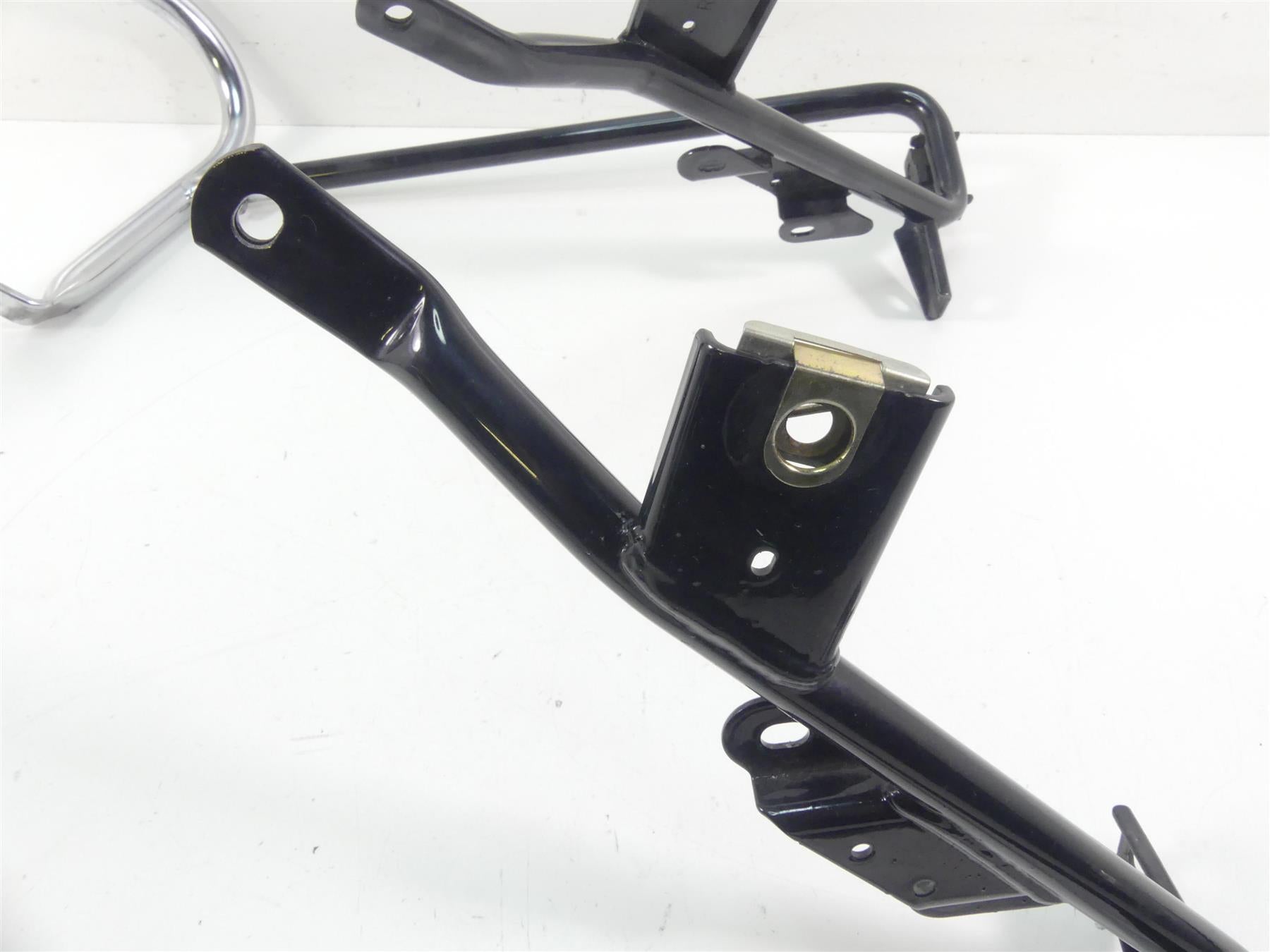 2009 Harley FLHTCU SE4 CVO E-Glide Saddlebag Rail Guard Set 49194-09A 90781-09A {{ shop.shopifyCountryName }} - Mototech271