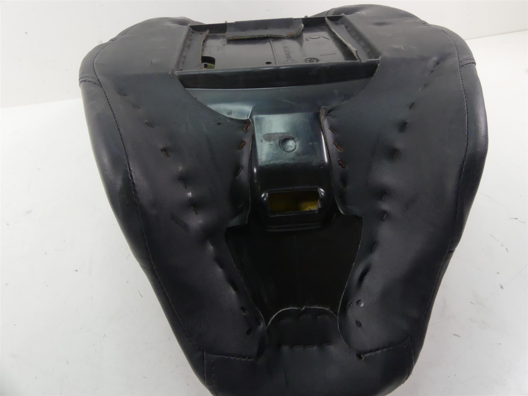 2017 Harley Touring FLHTKL Electra Glide Nice Duo Seat Saddle 52000173 {{ shop.shopifyCountryName }} - Mototech271