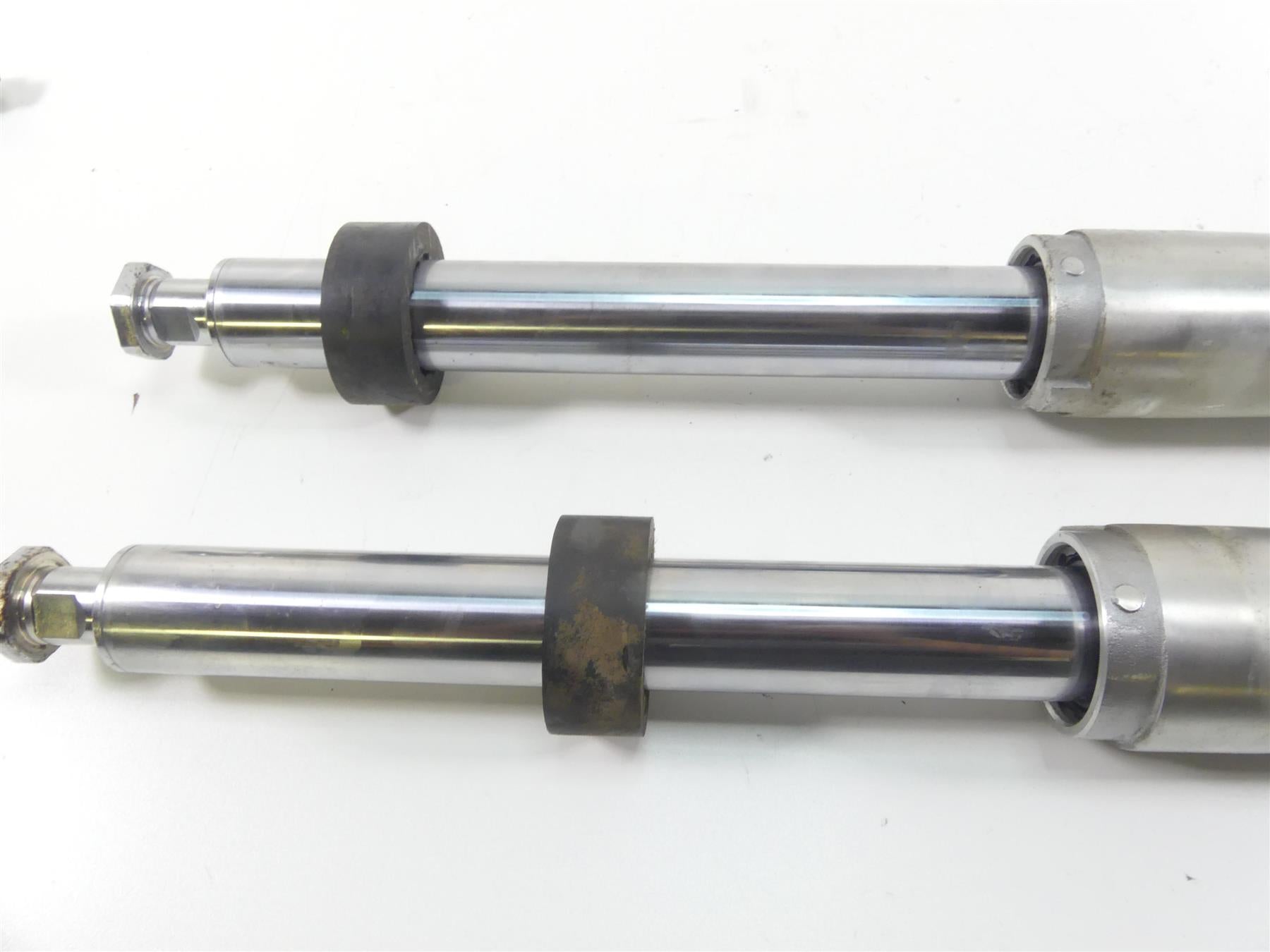 1995 Harley Touring FLHTCU Electra Glide Straight Front Forks Set 41mm 45860-84 {{ shop.shopifyCountryName }} - Mototech271