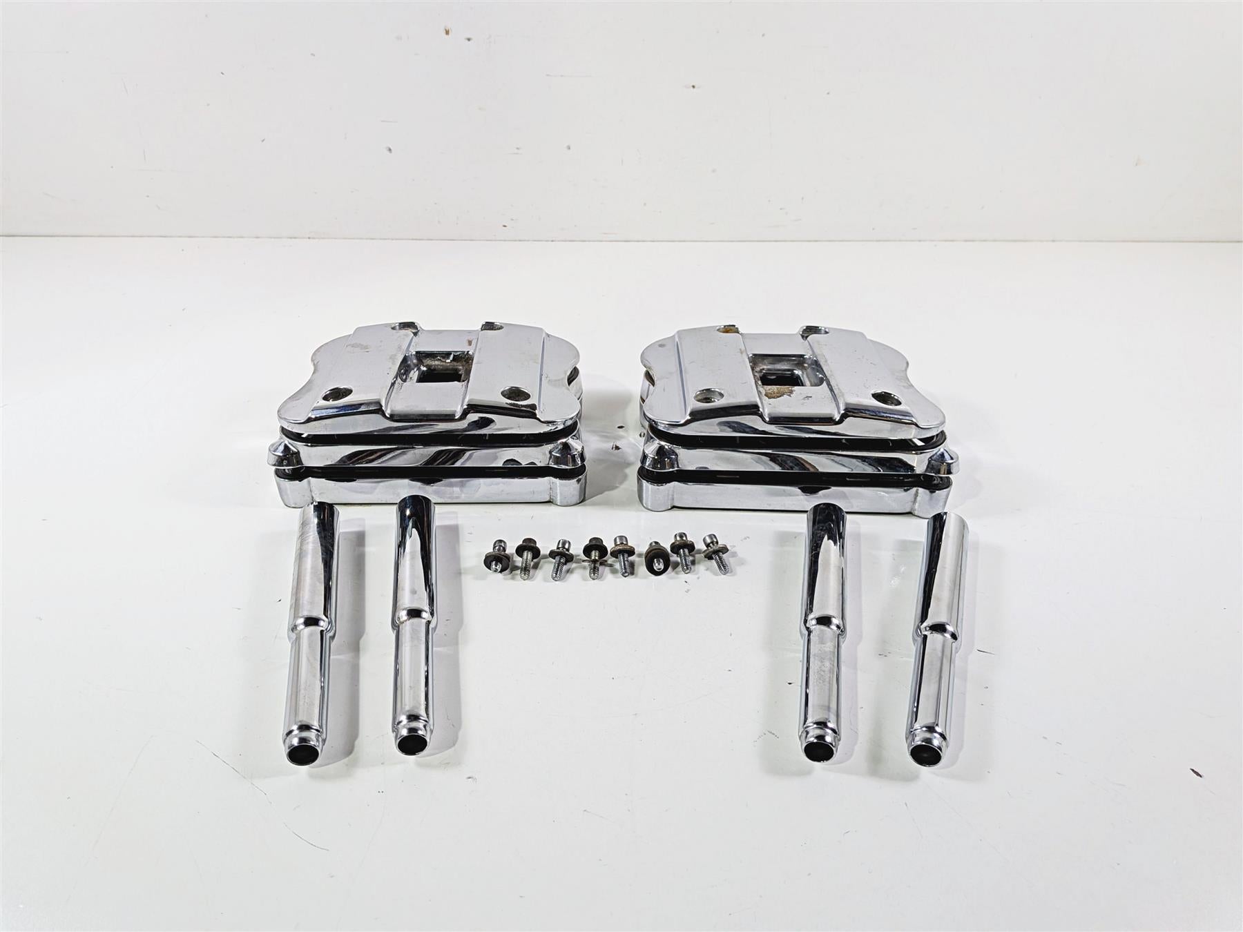 2003 Harley Sportster XL1200 Rocker Box Push Rod Cover Set 17581-01 17551-96 {{ shop.shopifyCountryName }} - Mototech271